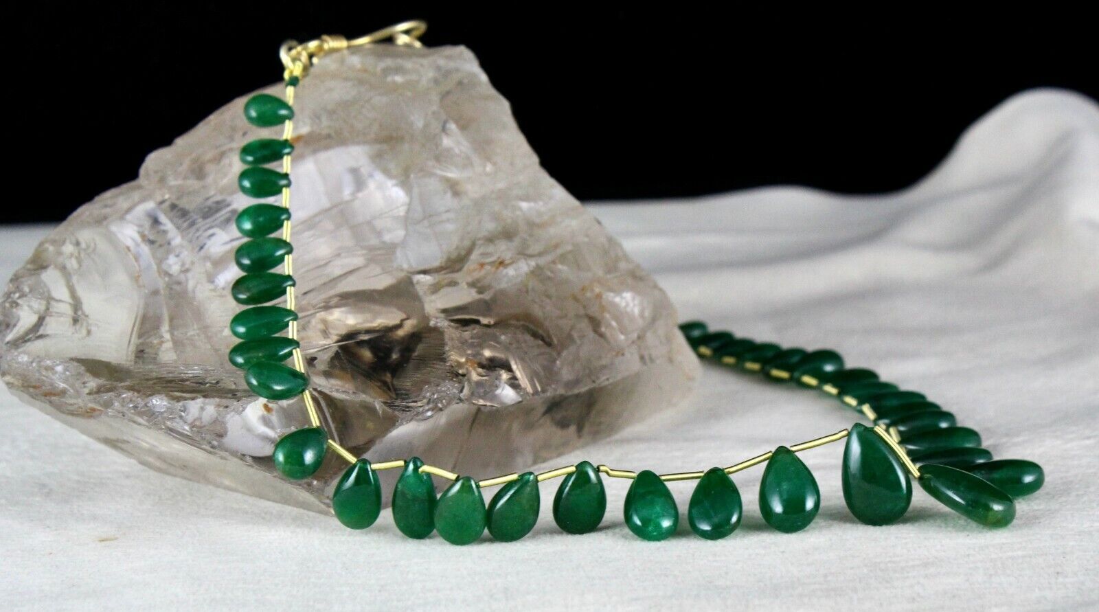 Natural Zambia Emerald Teardrop Drilled 40 Pc 88.50 Ct Gemstone Hanging Necklace