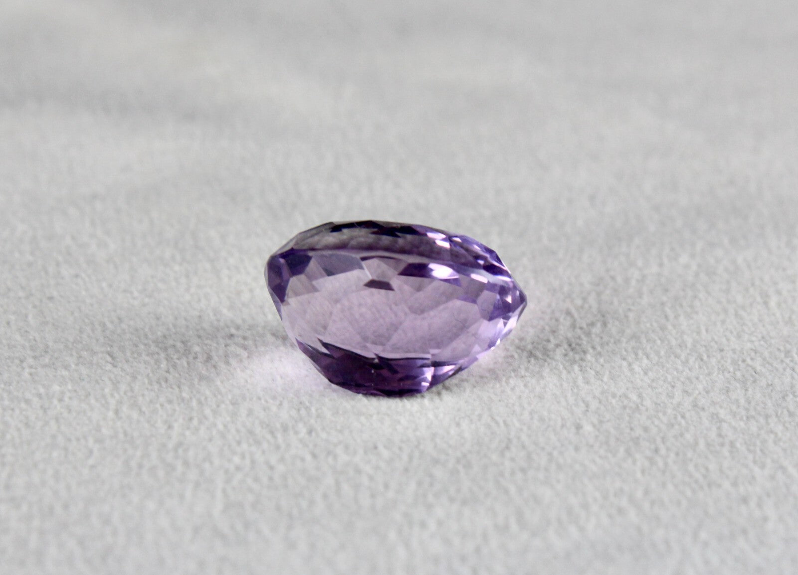 Natural Amethyst Oval Cut 21mm 25.37ct Purple Gemstone For Pendant Ring