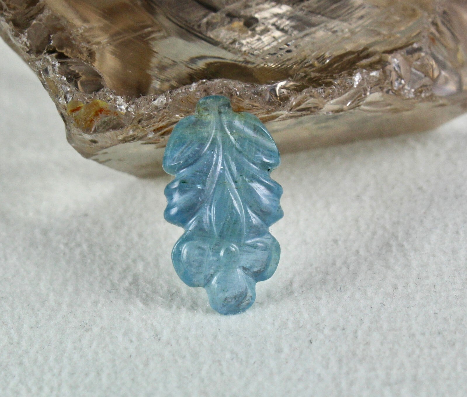 Natural Blue Aquamarine Carved Flower Gemstone 15.83 Ct For Pendant Designing