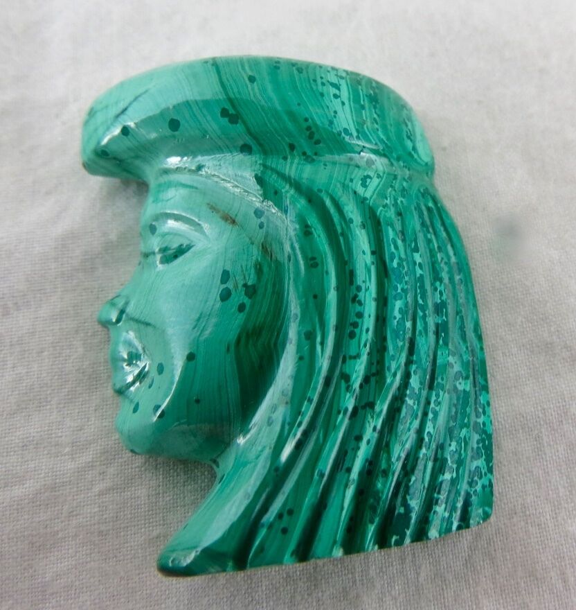 HANDCRAFTED 36 MM NATURAL MALACHITE KING HEAD 106 CARATS CARVED GEMSTONE PENDANT