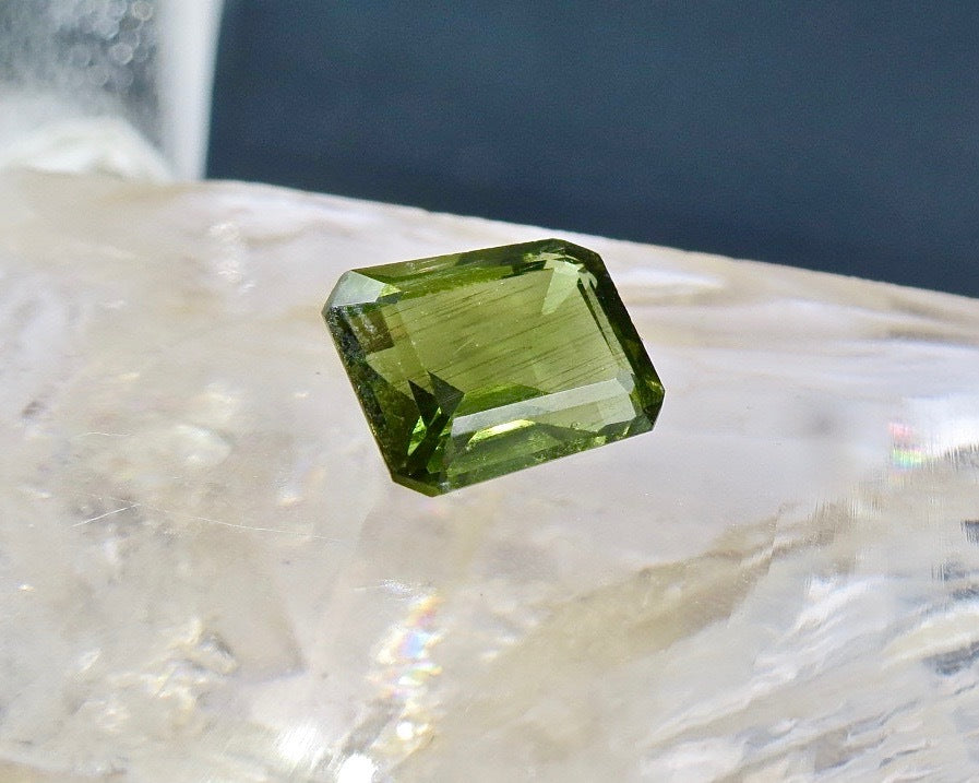 Certified Fine Natural Green Tourmaline 9ct Octagon Gemstone For Ring Pendant