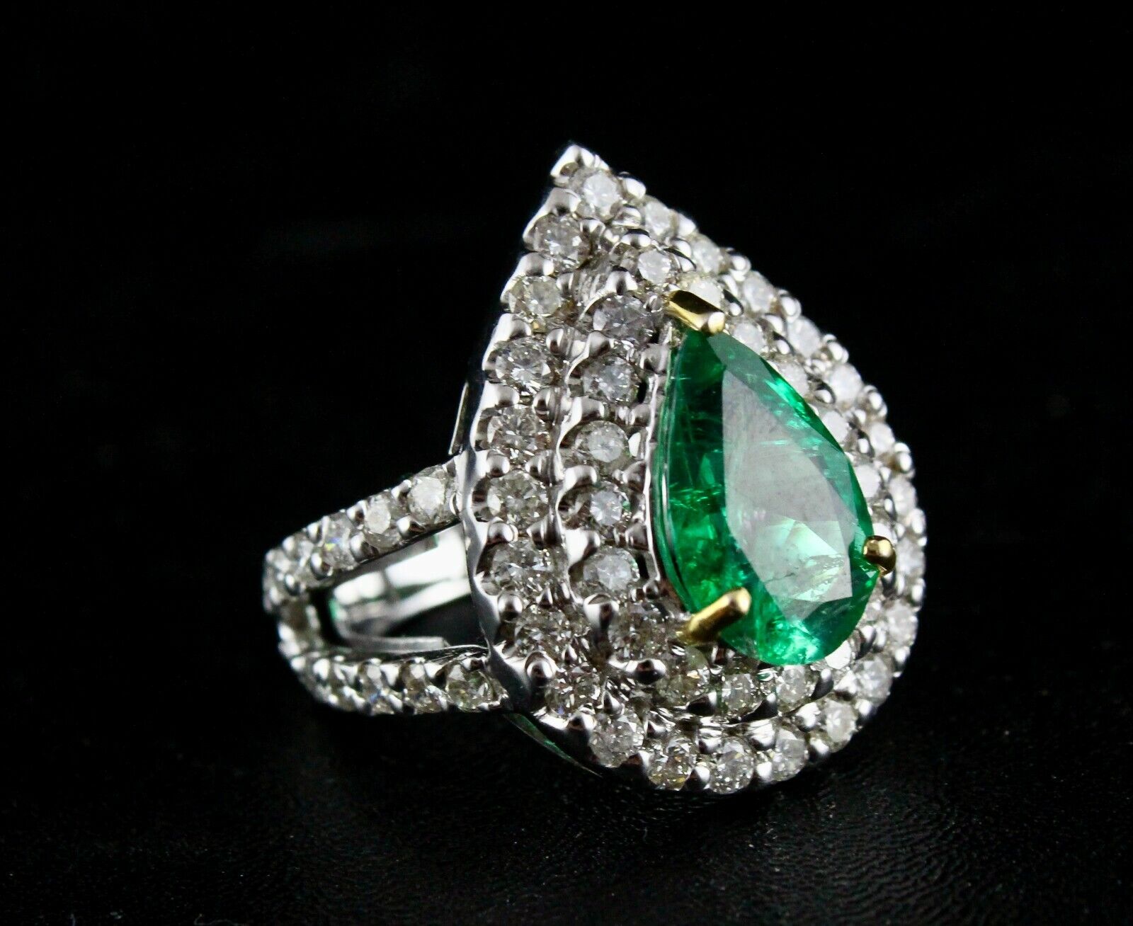 NATURAL ZAMBIAN EMERALD PEAR CUT 2.51 CTS GEMSTONE DIAMOND 18K GOLD LADIES RING