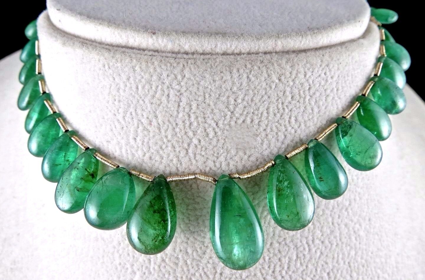 Natural Zambia Emerald Teardrop 16mm 27 Pc 63 Ct Drill Gemstone Hanging Necklace