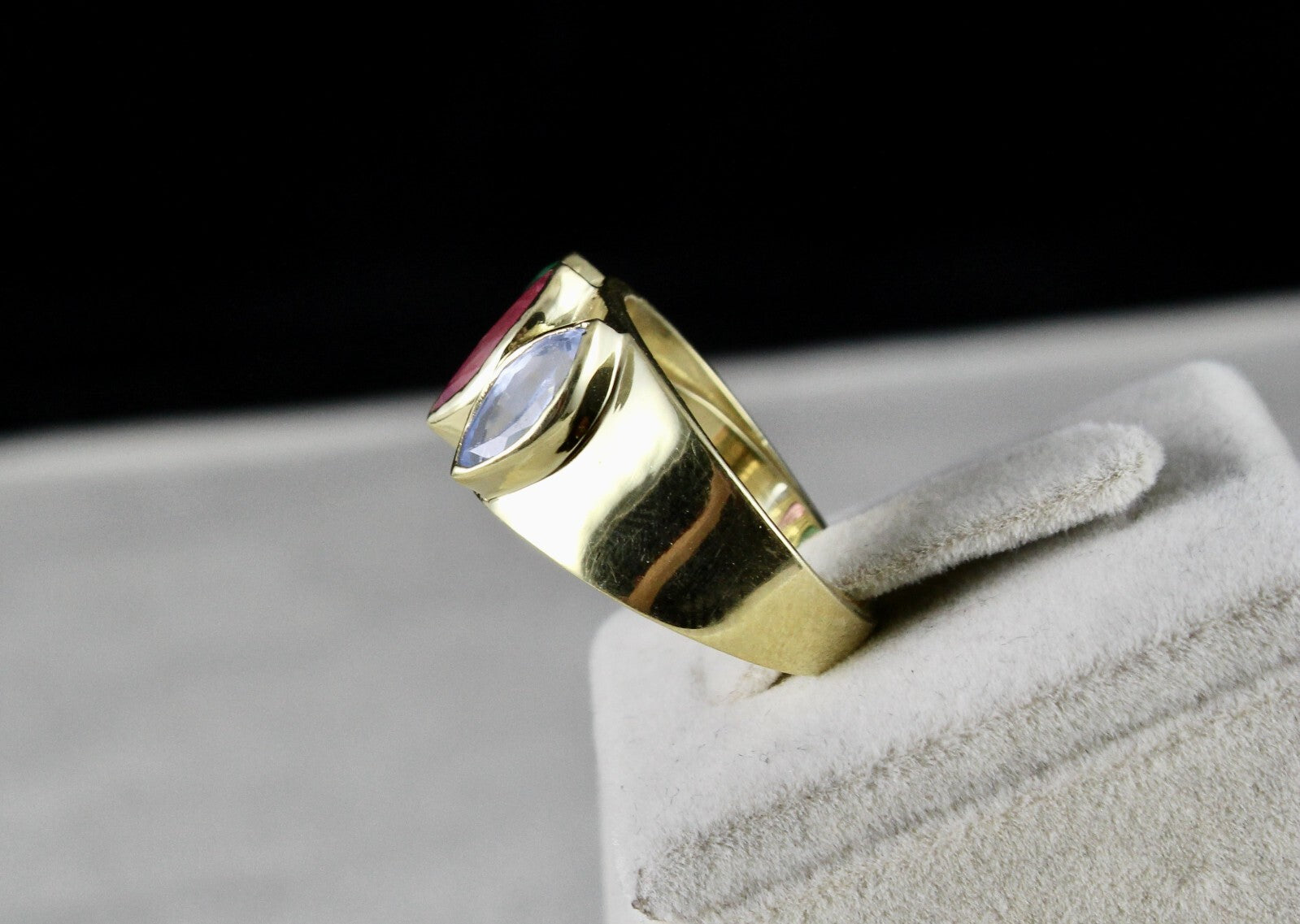 Elegant Natural Emerald 41.75ct Ruby Sapphire Marquise Sterling Silver Ring