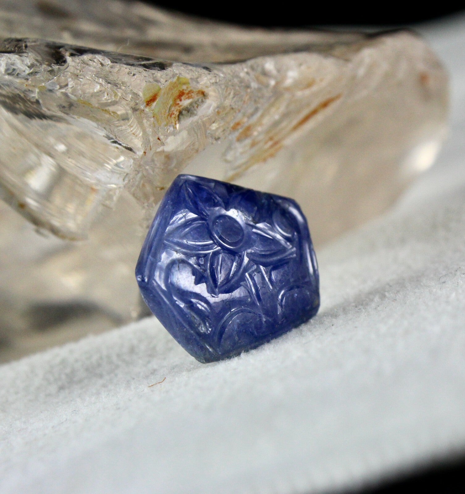 Certified 25.90 Ct Natural Untreated Blue Sapphire Carved Set Sterling Silver