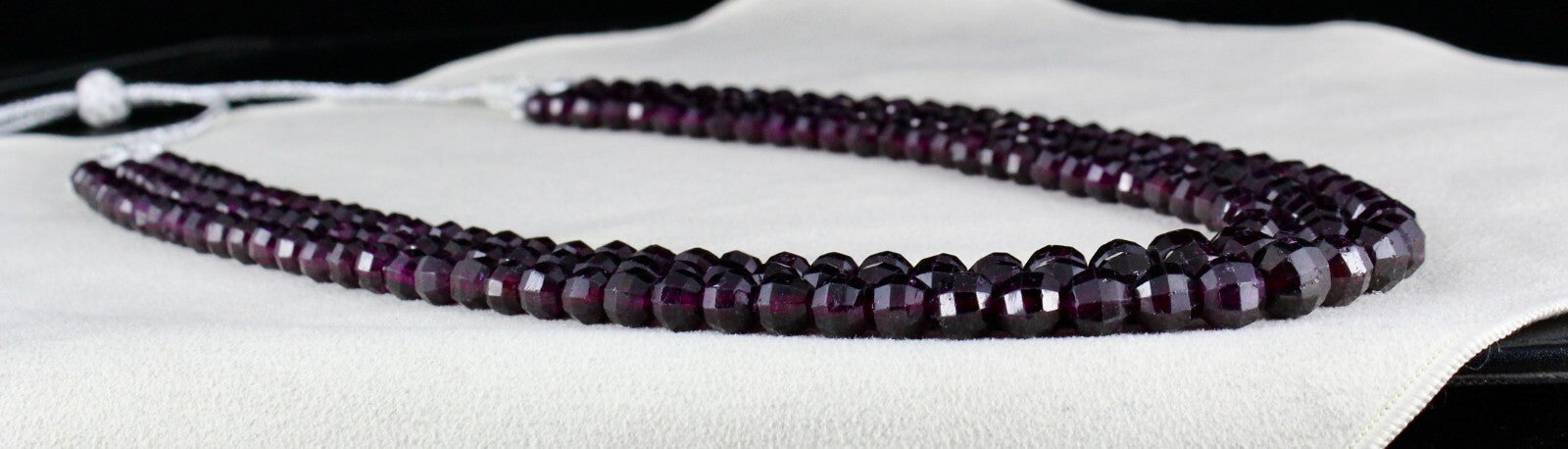 Natural Garnet Round Faceted Beads 867ct Gemstone Ladies Necklace