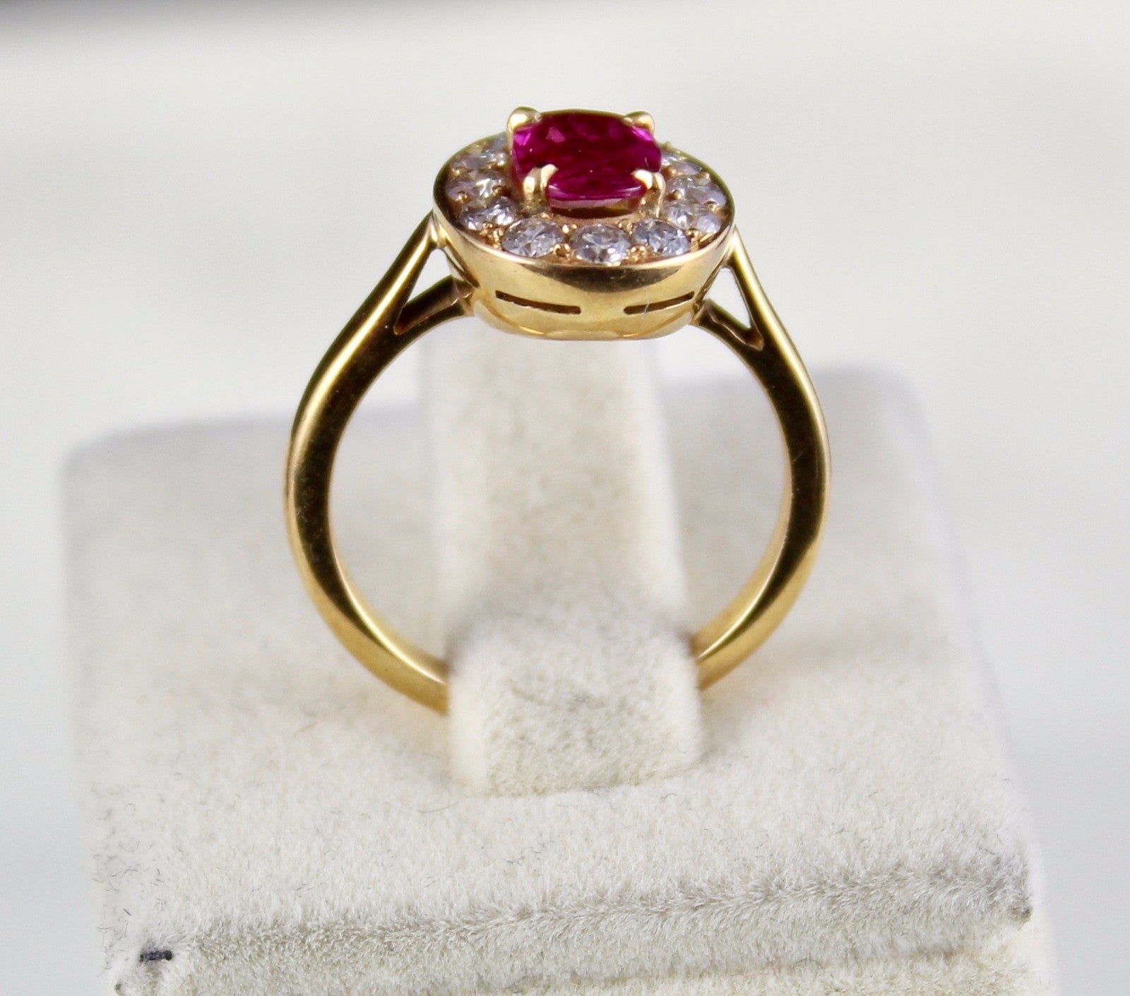 Certified Natural Heated Ruby Ring 1.03 Ct Oval Stone Natural Diamond 18k Gold