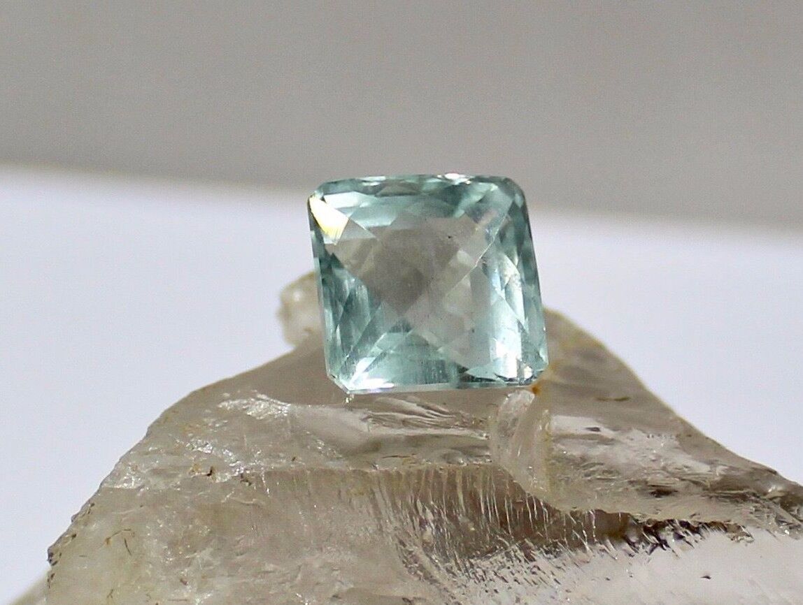 NATURAL BLUE AQUAMARINE SQUARE CUT 9.98 CARATS GEMSTONE FOR RING PENDANT