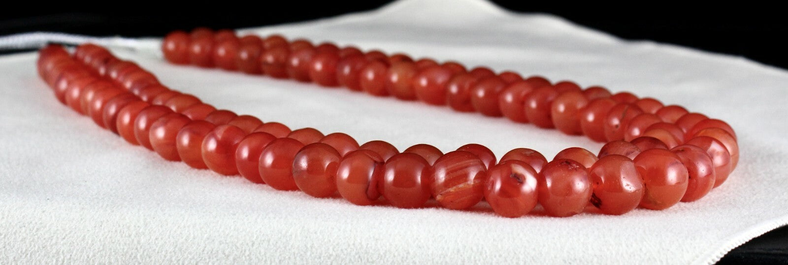 Natural Red Carnelian 929 Carats Beads Round 2 Line Fashion Necklace