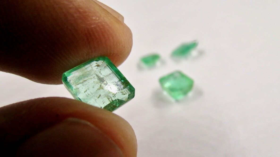 OLD COLOMBIAN EMERALD OCTAGON CUT 4 PCS 5.79 CTS GEMSTONE EARRING RING PENDANT