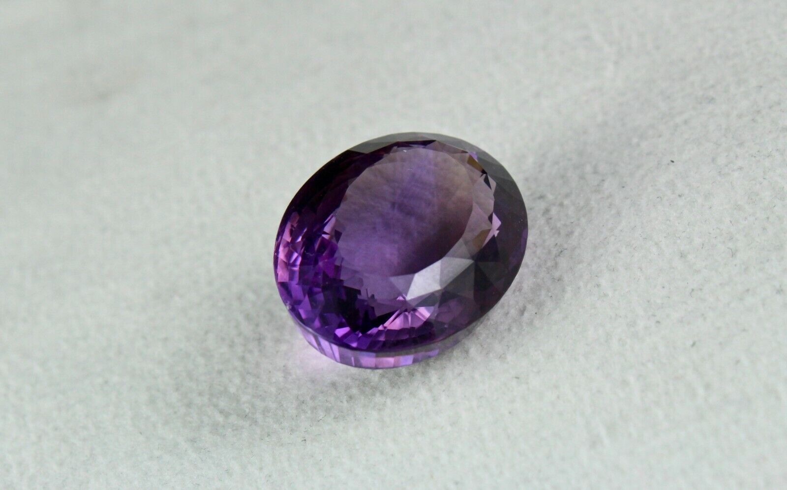 Top Natural Amethyst Oval Cut 27x21mm 51.50 Ct Loose Gemstone For Ring Pendant
