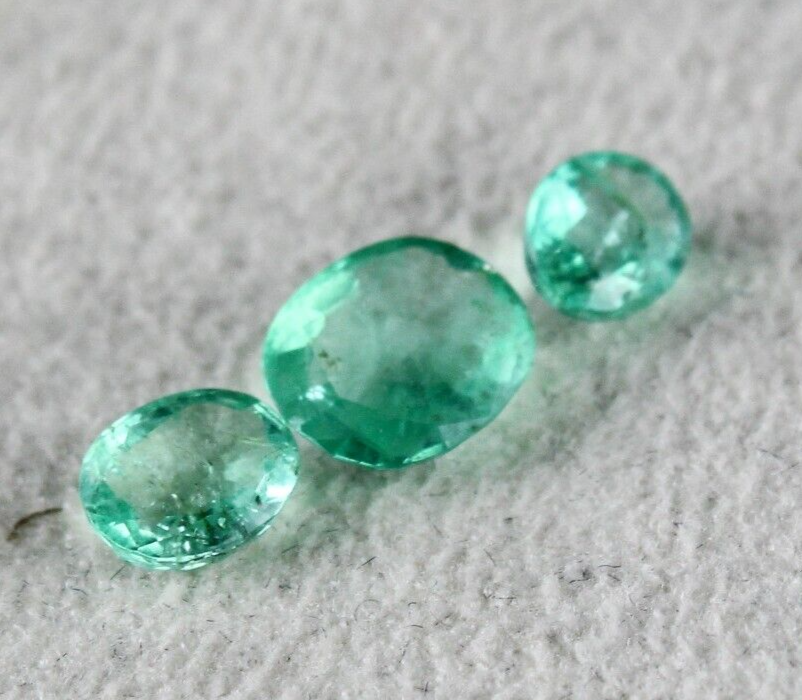 Natural Colombian Emerald Oval 3 Pcs 1.31 Ct Gemstone Designing Jewels