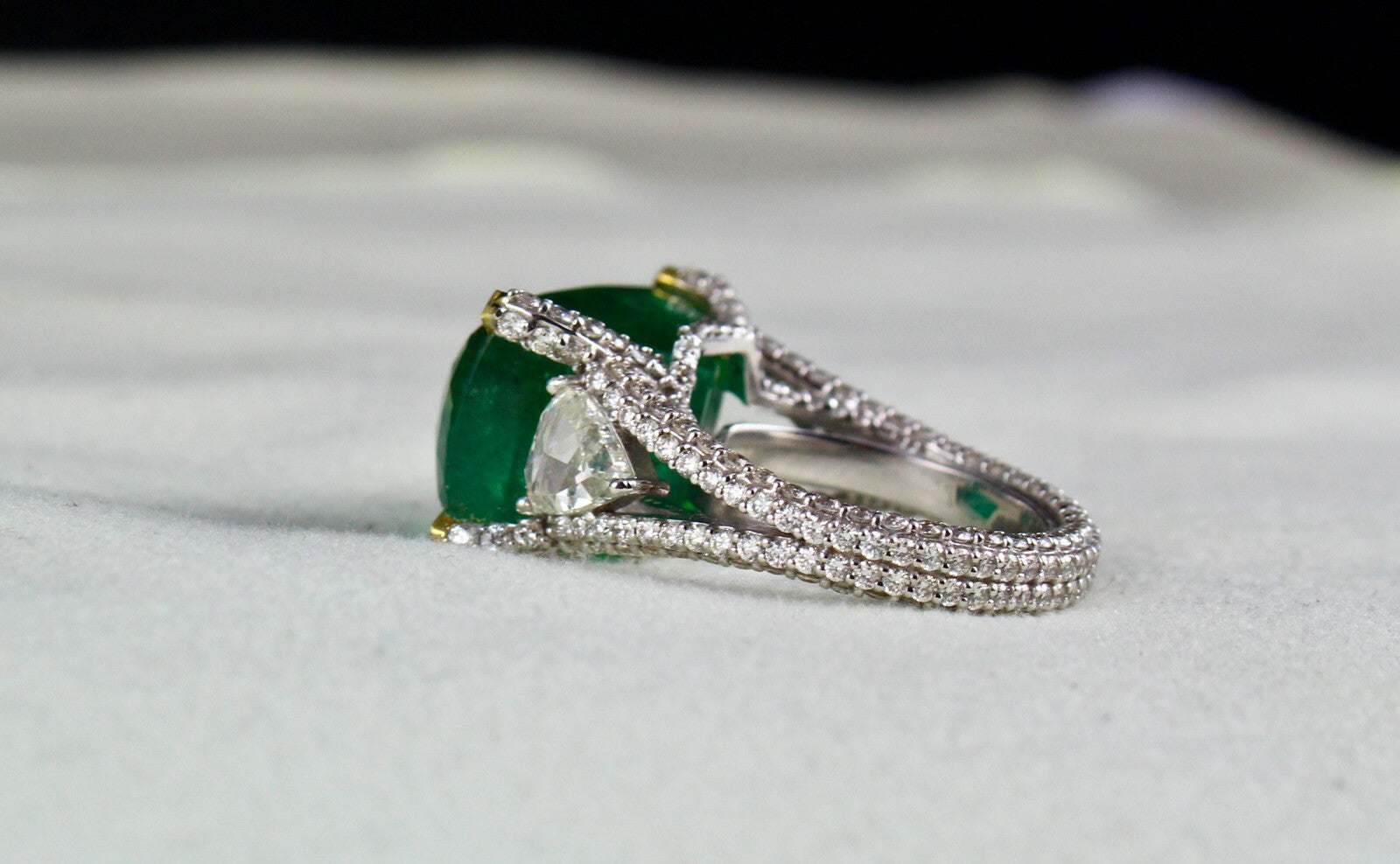 Certified Natural Emerald 23 Ct Rosecut Natural Diamond 18k Gold Important Ring