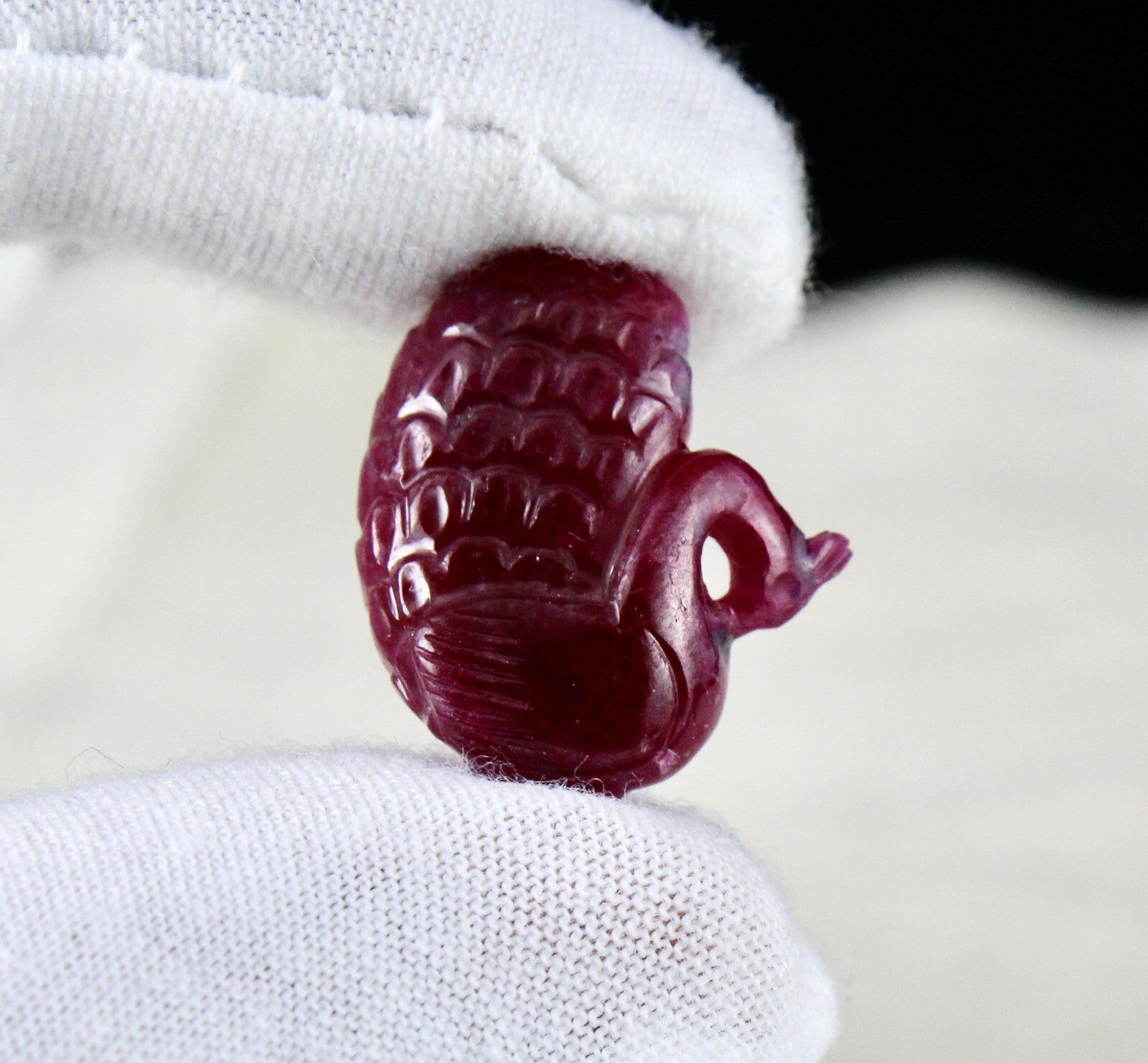 Certified Natural Ruby 20.71 Ct Engraved Peacock Gemstone Pendant Ring