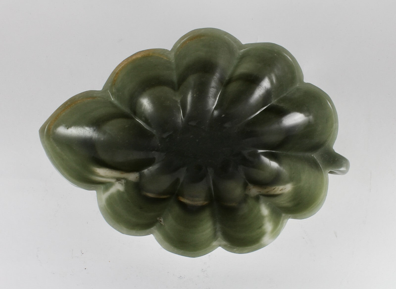 Natural Green Agate 1665 Ct Carved Leaf Gemstone Bowl For Home Decor