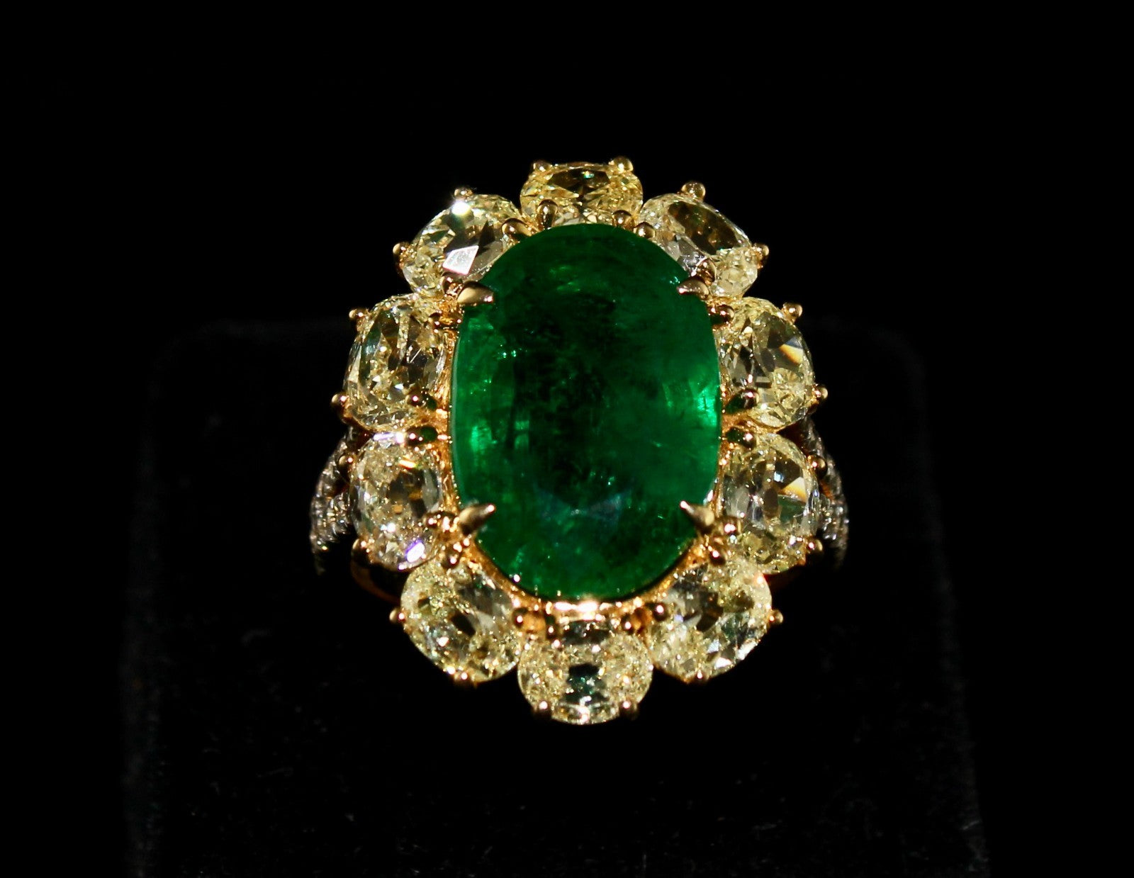 Certified Natural Emerald, Yellow & White Diamond Ring 18K Gold | 7.42 Ct Stone