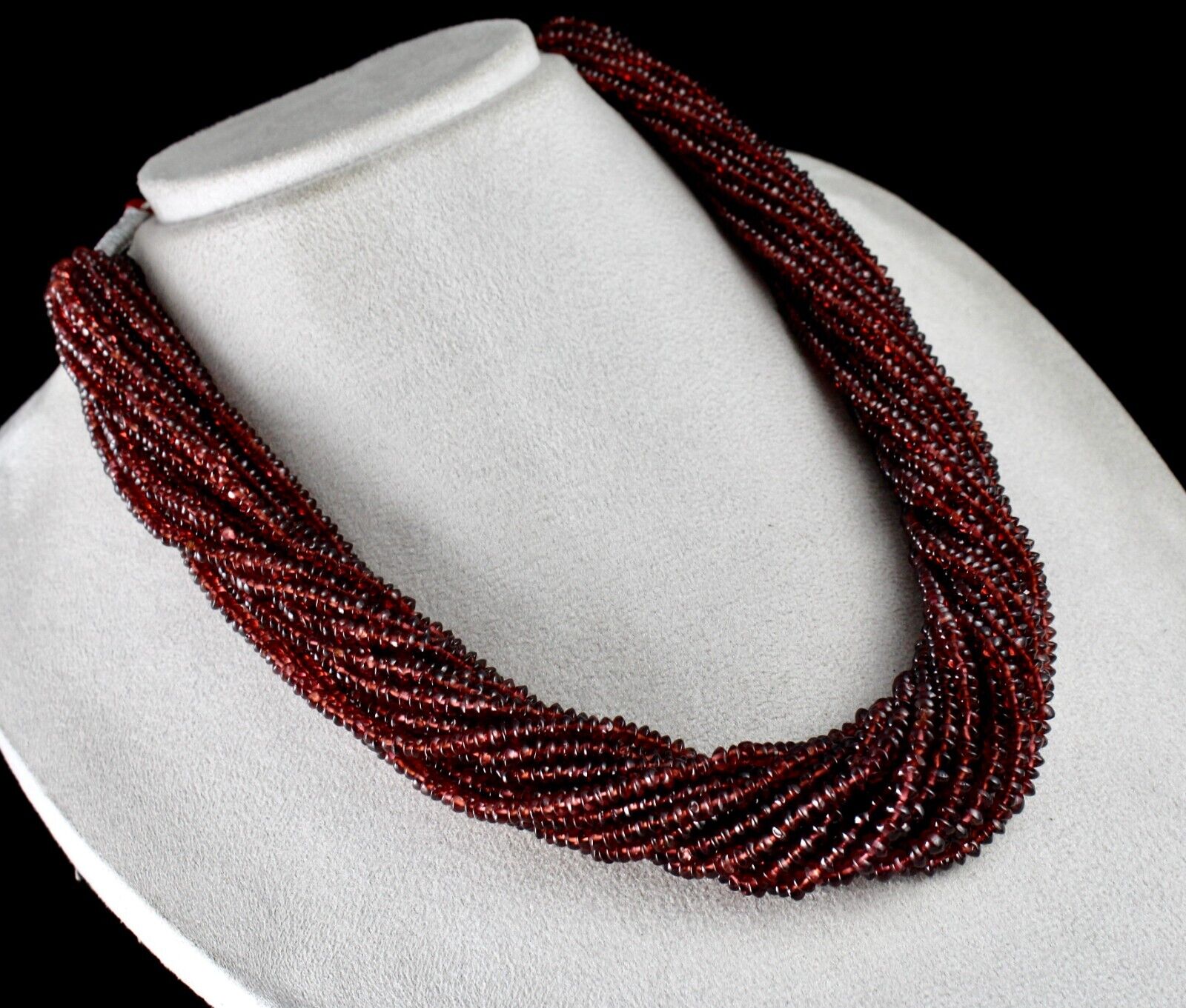 NATURAL GARNET BEADS BUTTON 20 LINE 1437 CARATS SEMI PRECIOUS GEMSTONE NECKLACE