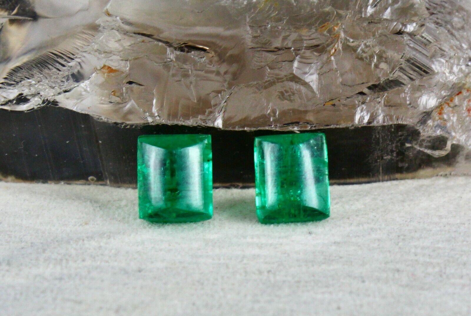 GTL CERTIFIED NATURAL ZAMBIA EMERALD CABOCHON 15.43 CARATS GEMSTONE PAIR EARRING