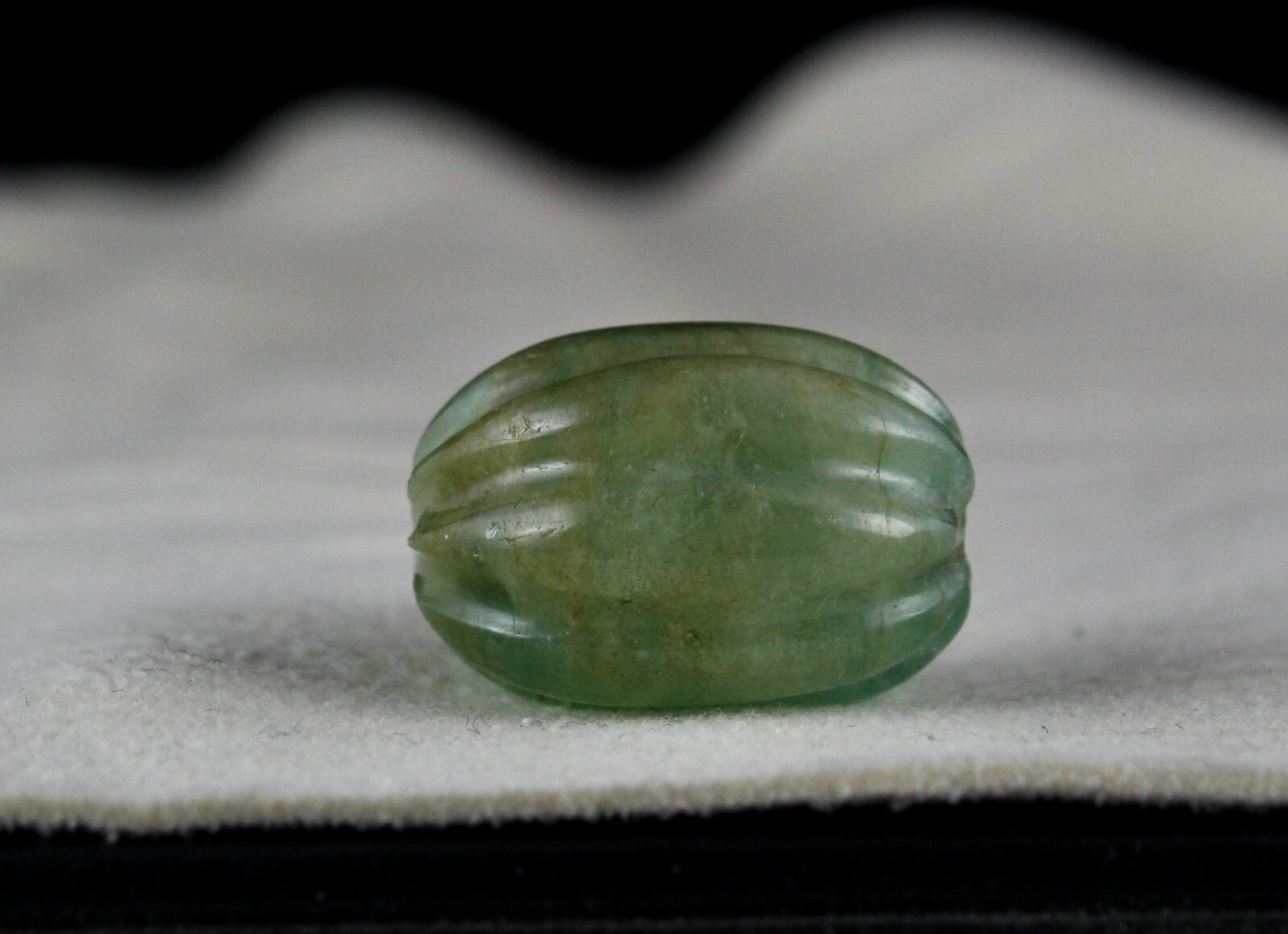 Natural Emerald Melon Bead Pendant 51.63 Ct Gemstone Designing For Women