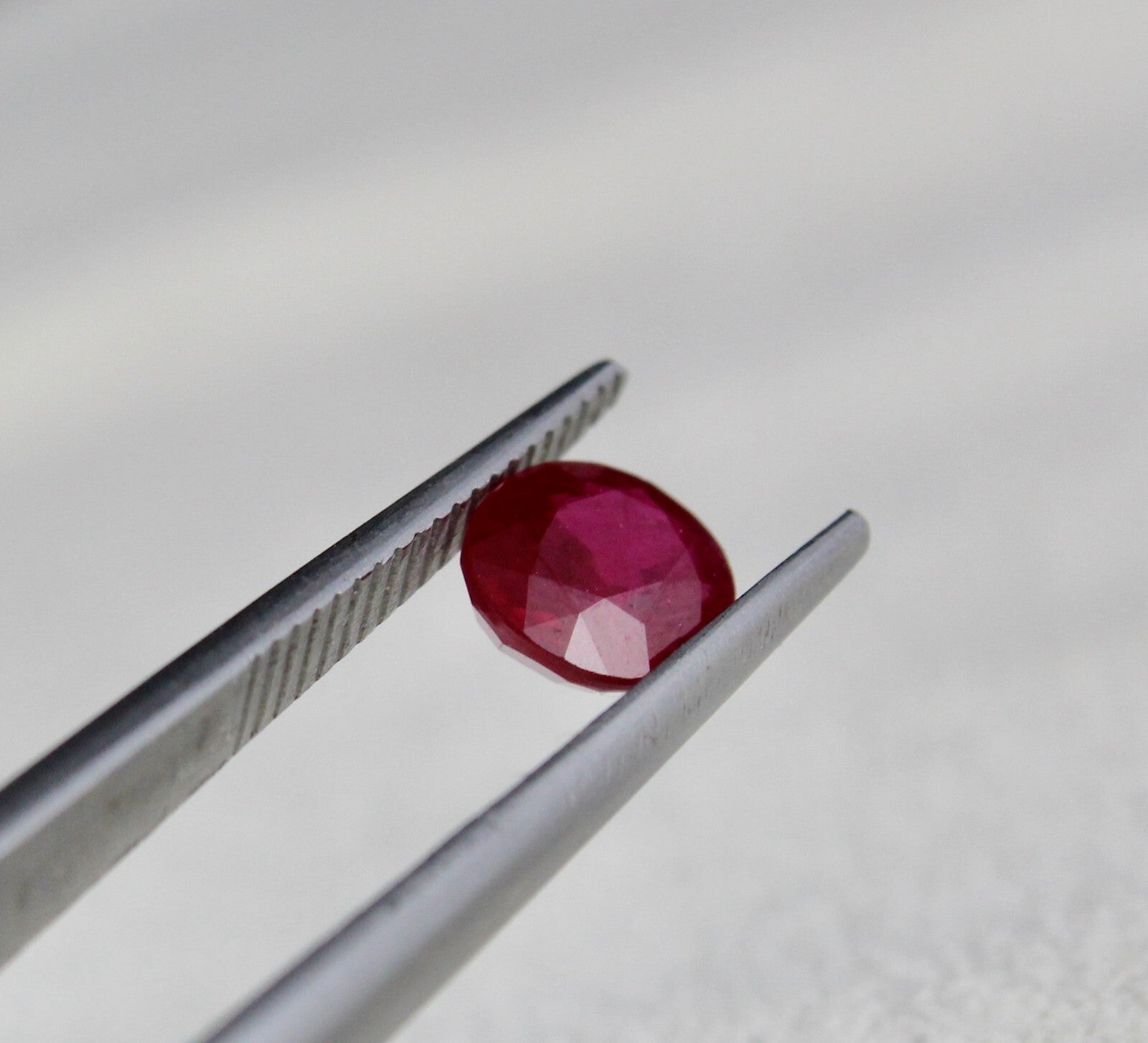 Certified Natural Heated Burma Ruby 1.51 Ct Oval Loose Stone Ring Pendant