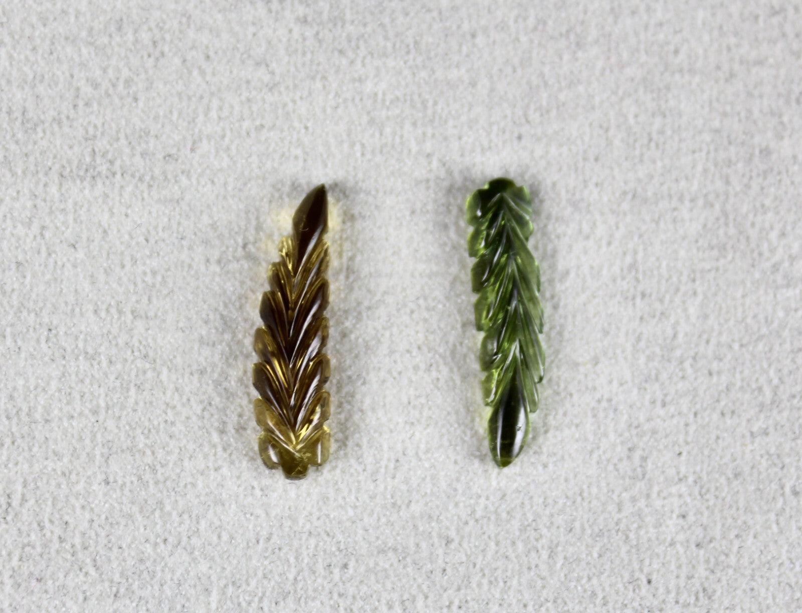 Natural Carved Multi Colour Tourmaline 5.98 Ct Leaf Gemstone For Designing