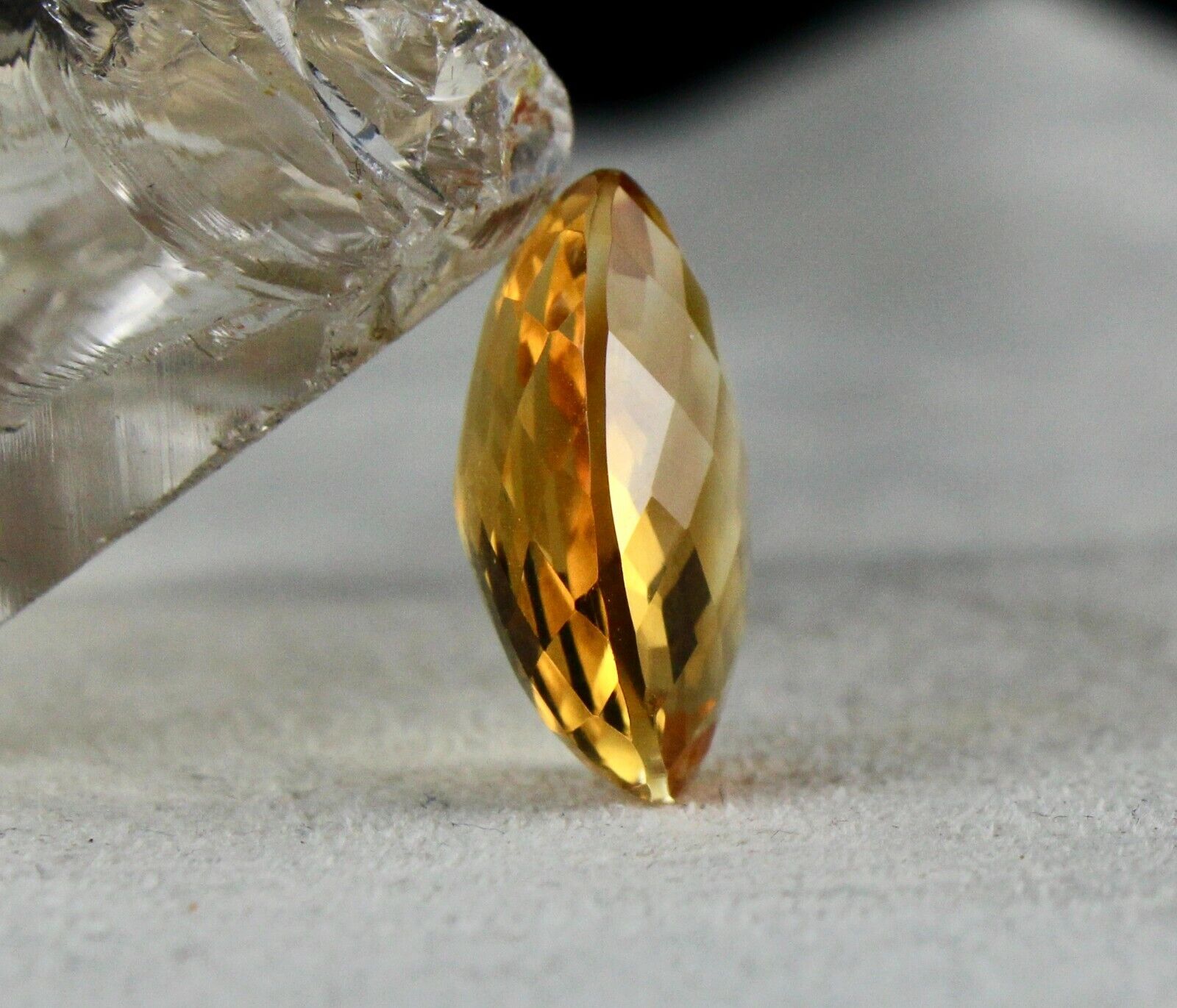 NATURAL YELLOW CITRINE OVAL FACETED CUT 17.62 CARATS GEMSTONE PENDANT DESIGNING