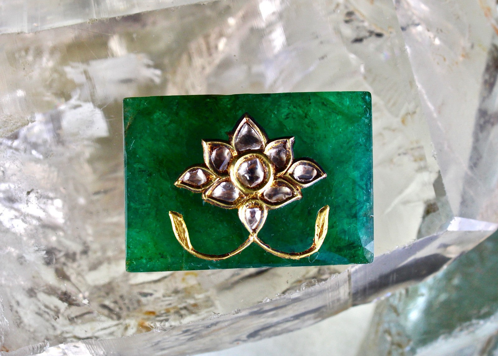 Natural Zambia Emerald Cabochon 22k Gold Natural Diamond Antique Pendant