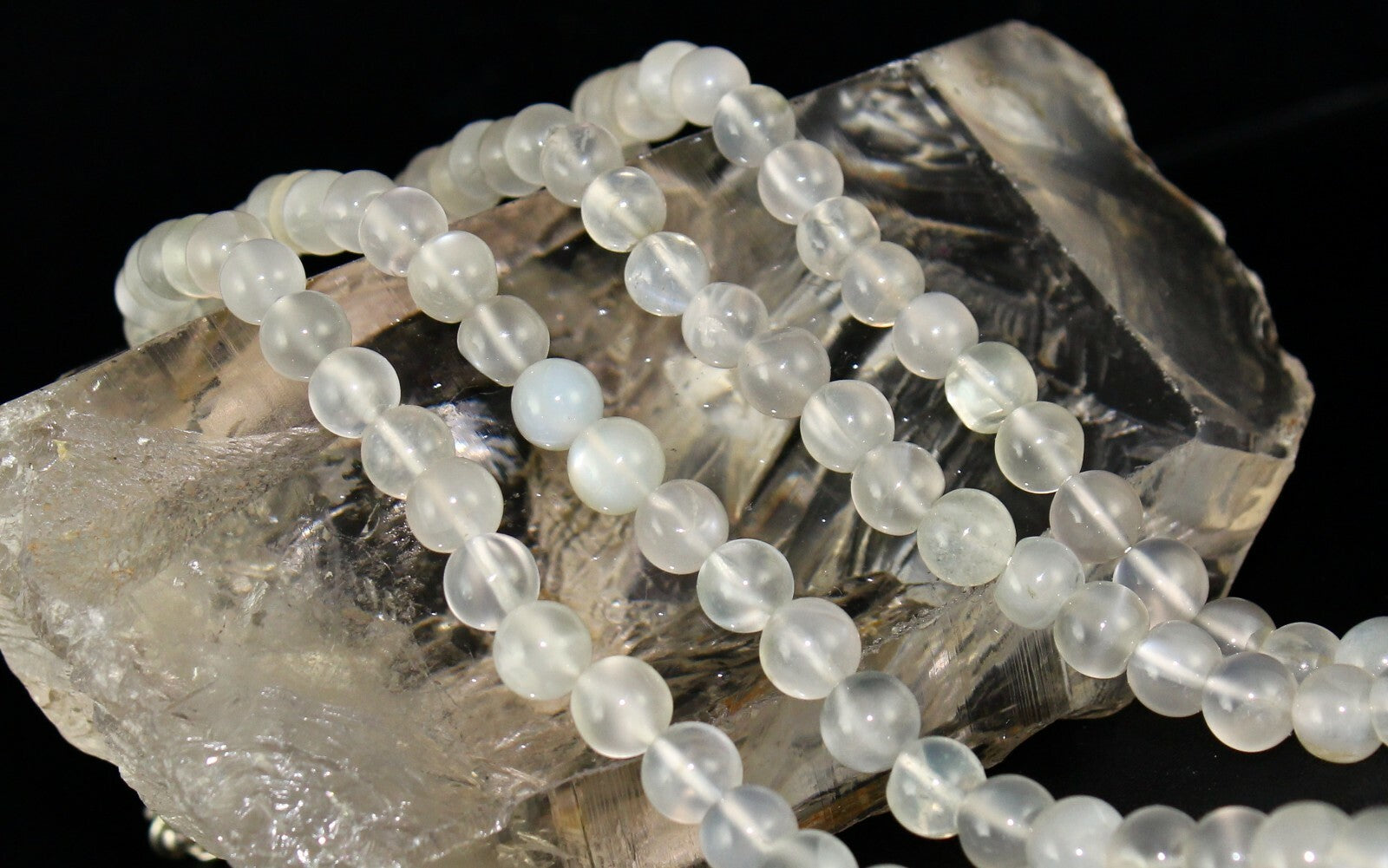 Sterling Silver Moonstone Necklace 442ct Round Gemstone Beads Silver Clasp