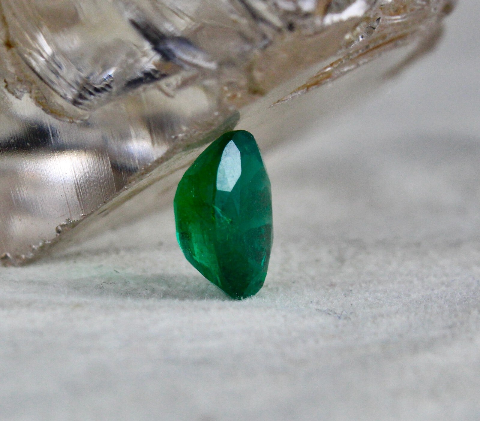 Certified Natural Zambia Emerald Oval Cut 11x9mm 4ct Loose Gemstone Ring