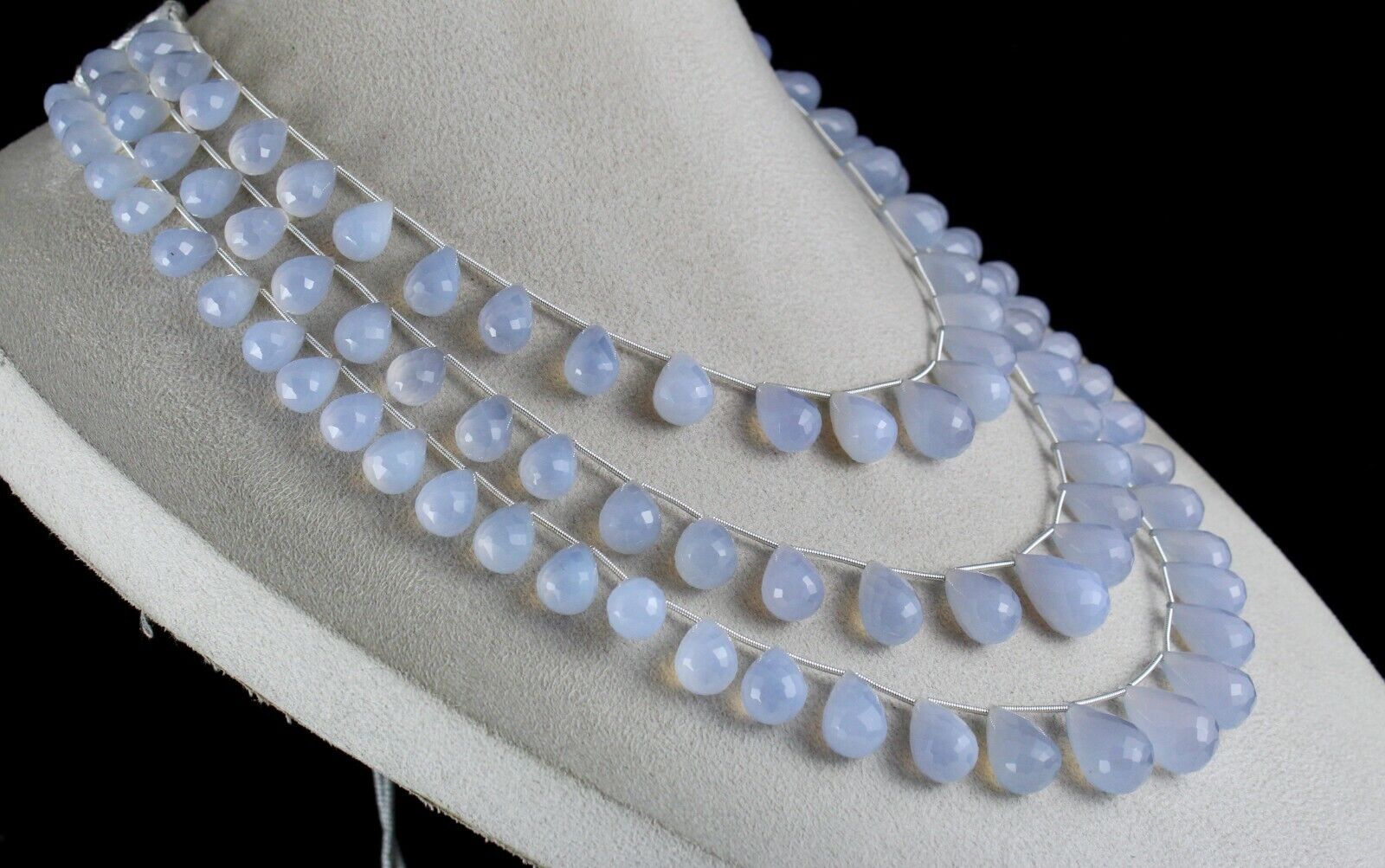 NATURAL BLUE CHALCEDONY BEADS TEARDROPS 3 LINE 814 CARATS GEMSTONE FINE NECKLACE