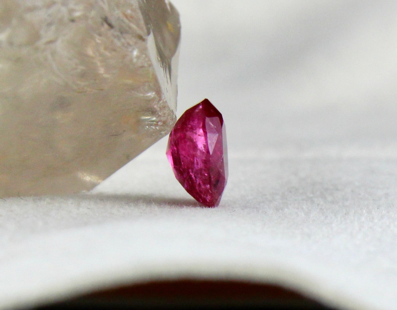 Certified Gtl Natural Unheat Burma Ruby 3.31 Ct Oval Cut For Ring Pendant