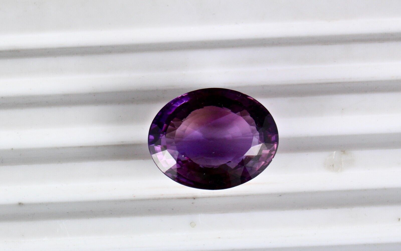 Top Natural Amethyst Oval Cut 27x21mm 51.50 Ct Loose Gemstone For Ring Pendant