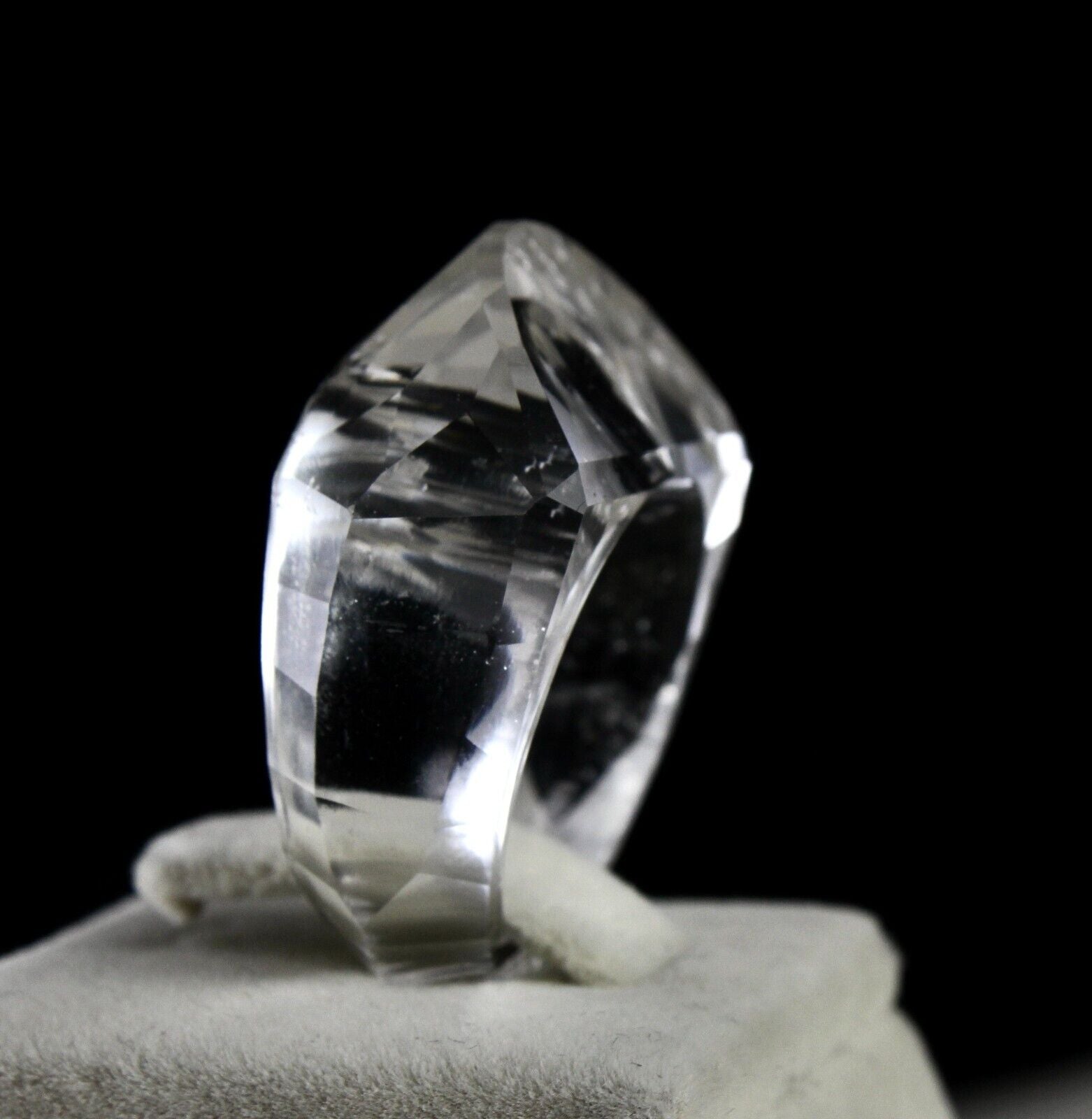 WHITE NATURAL ROCK CRYSTAL QUARTZ FACETED 53 CT FASHION GEMSTONE MEN WOMEN RING