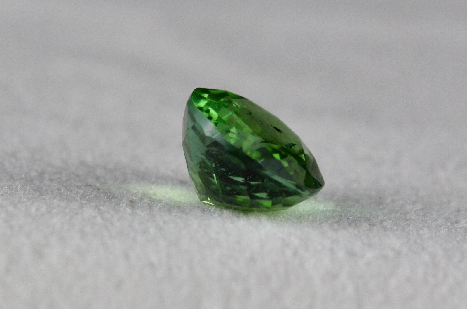 Certified Natural Green Chrome Tourmaline 7.31 Ct Oval Gemstone Ring Pendant