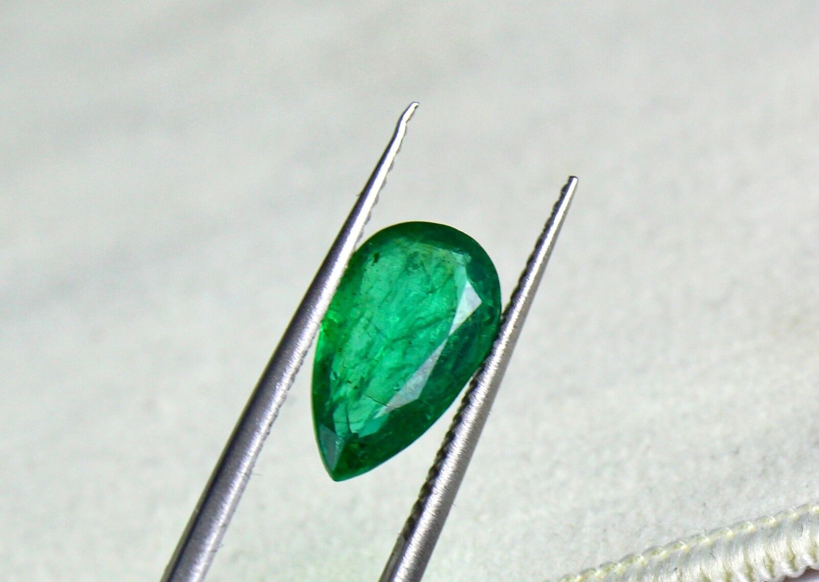 Zambia Natural Emerald Pear Cut 12x7mm 2.42Ct Green Gemstone Design Ring Pendant