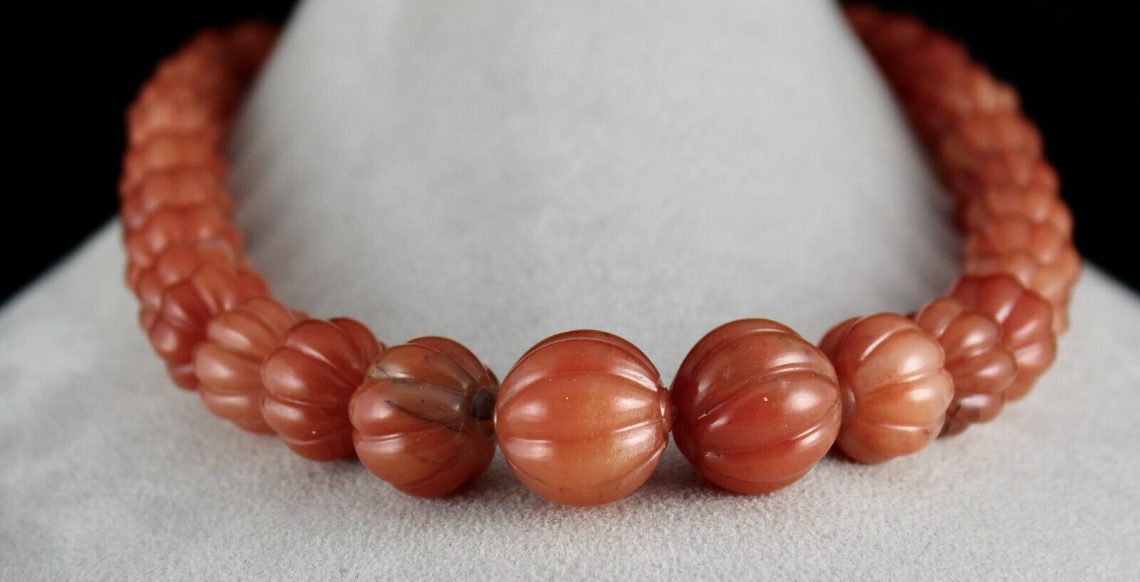 Natural Orange Quartz Carved Melon Beaded Necklace 960 Carats Stone Silver Clasp