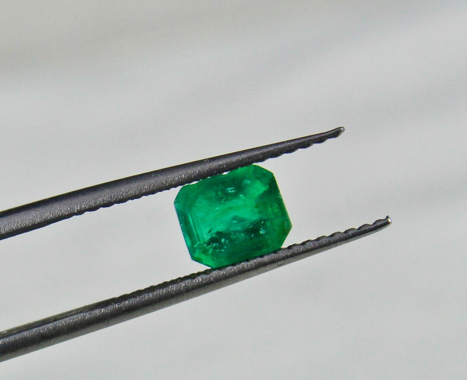 Natural Emerald Octagon 0.75 Ct 6x5mm Gemstone For Ring Pendant Design