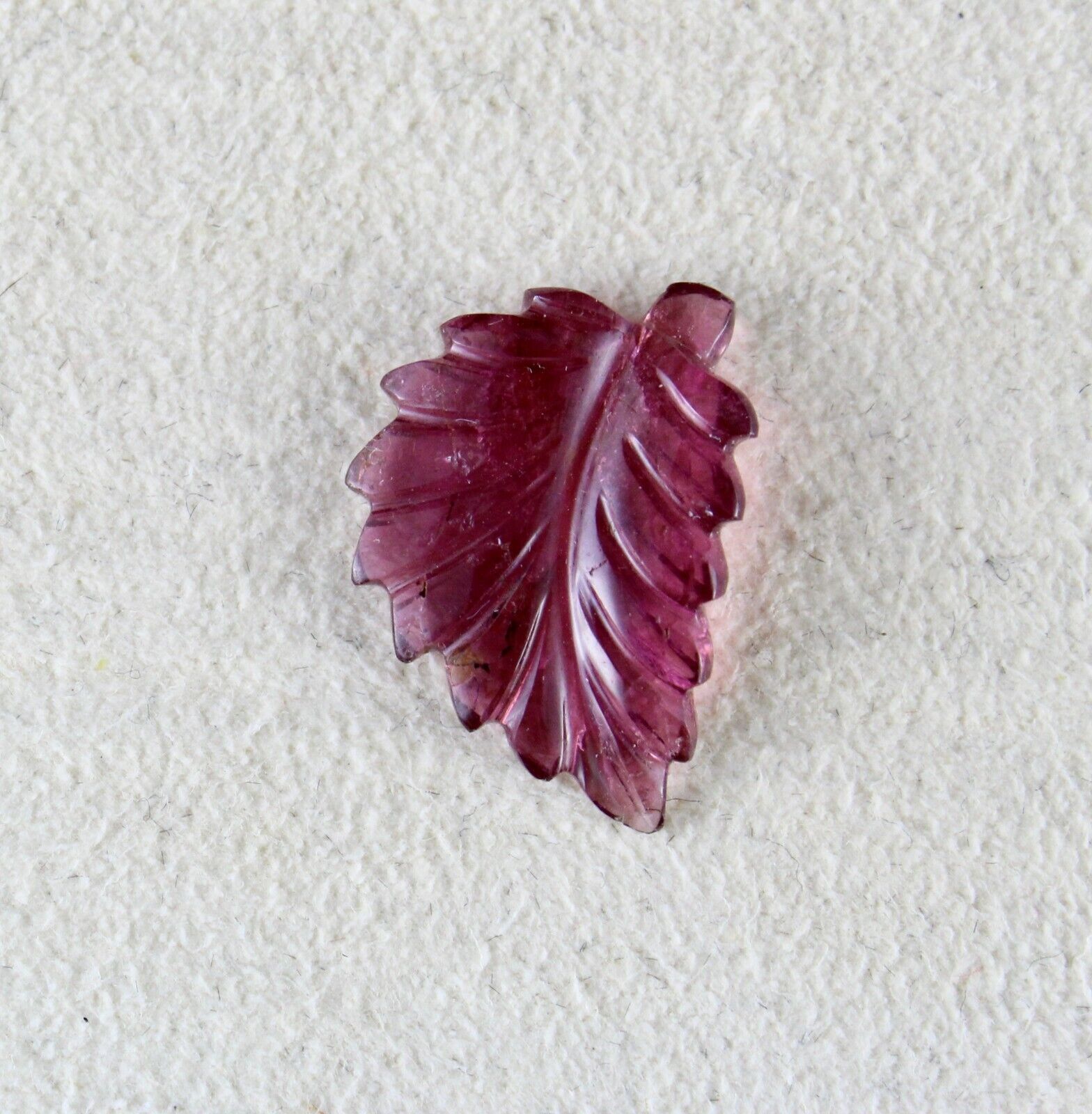 NATURAL PINK TOURMALINE CARVED LEAF 5.44 CARATS GEMSTONE FOR PENDANT RING