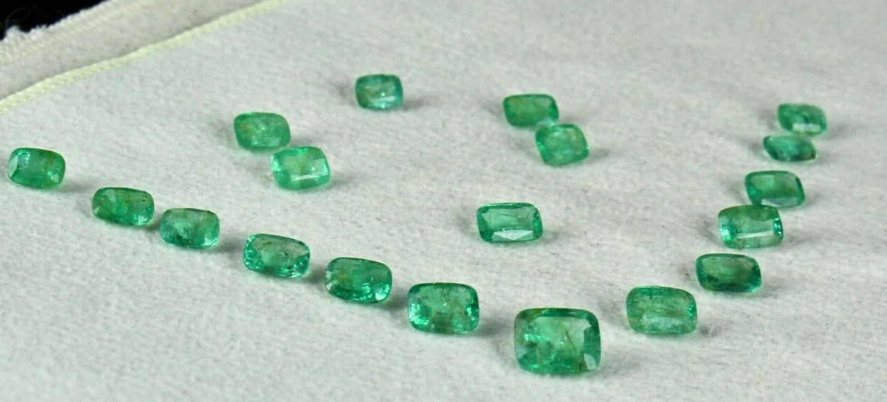 Certified Natural Emerald 18.93 Ct Cushion Loose Gemstone Necklace Earring Set