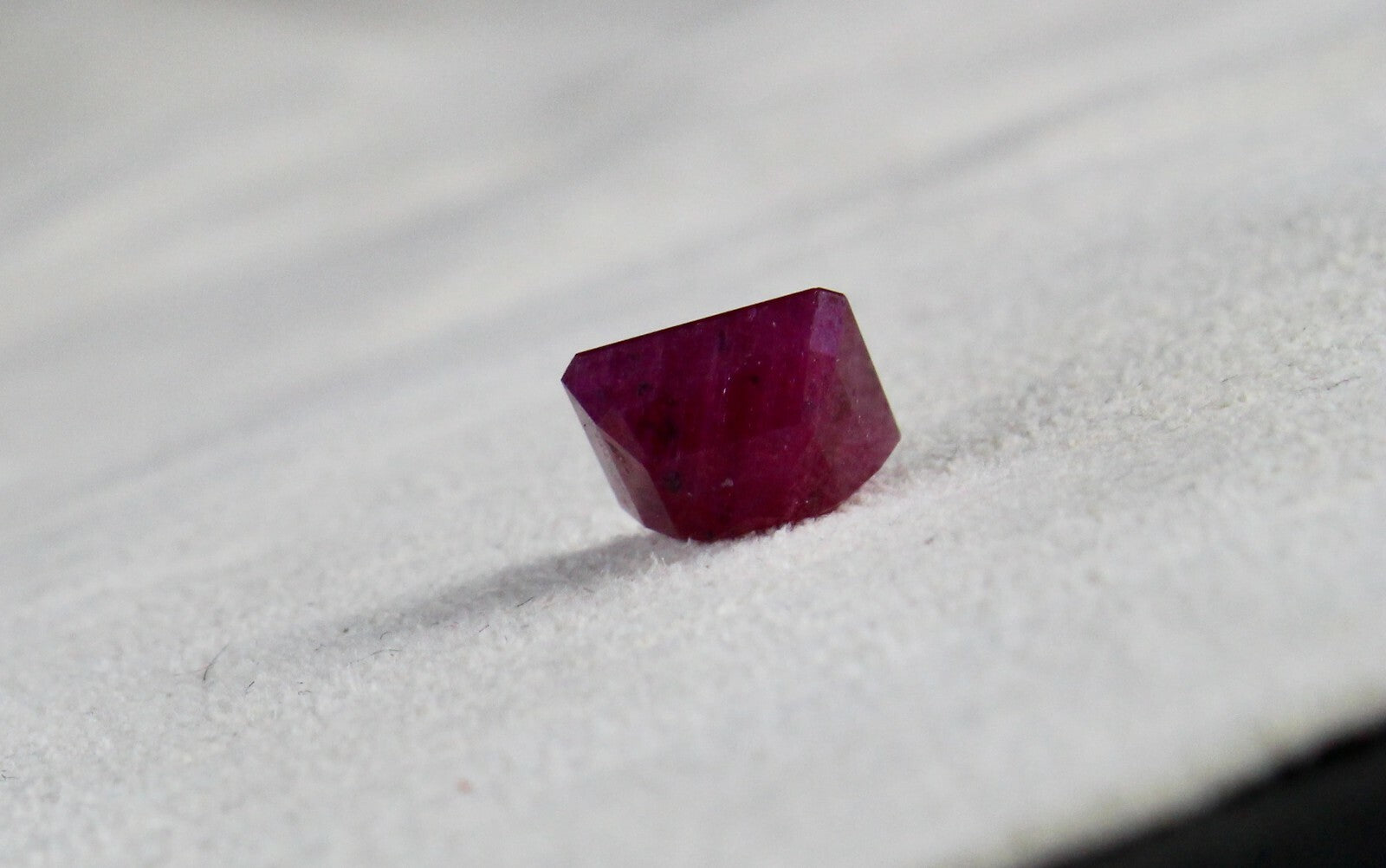 Natural Red Untreated Ruby 5.17 Ct Octagon Cut Gemstone Ring Pendant