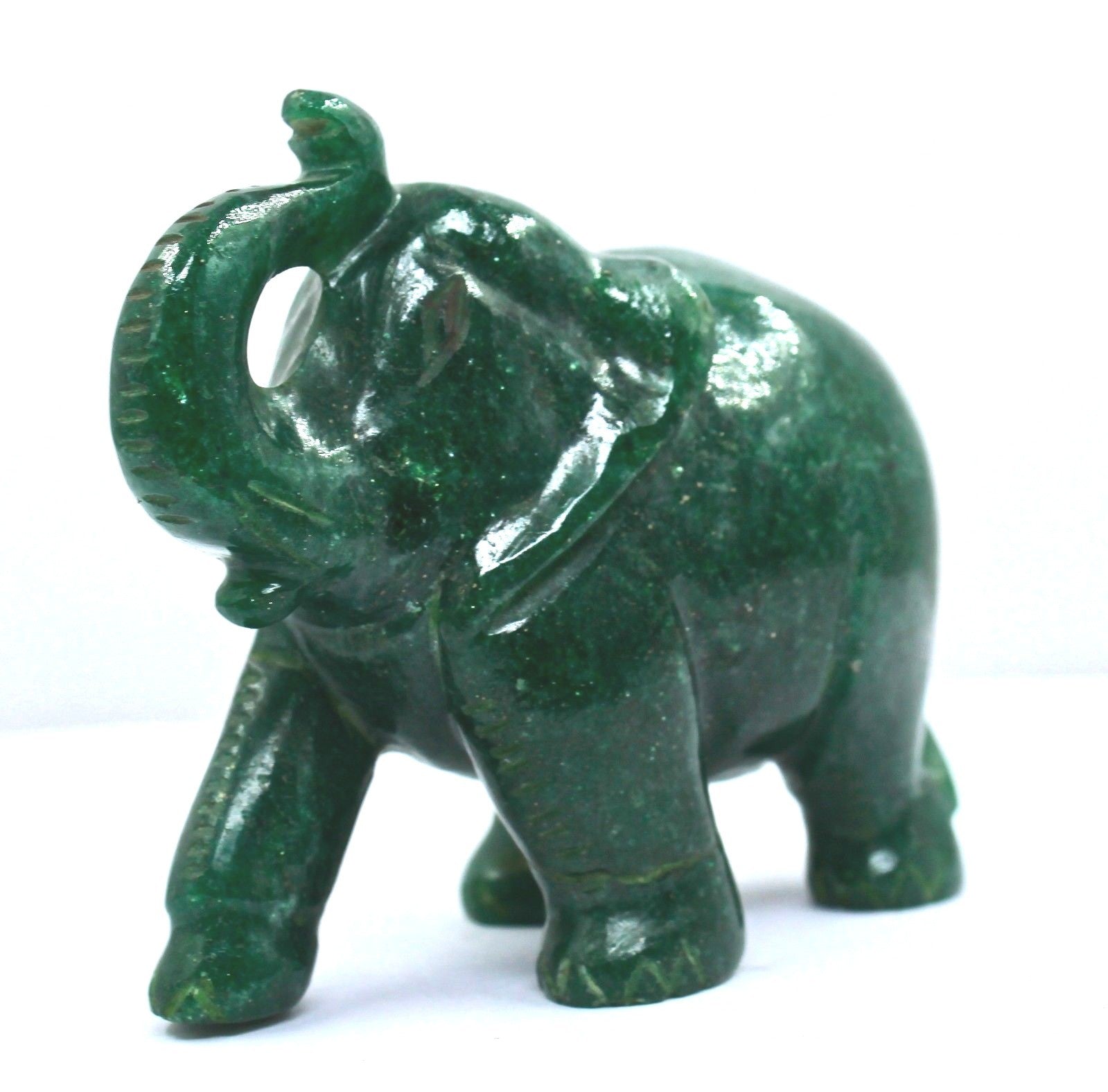 Natural Green Quartz 1080 Ct Carved Elephant Gemstone Statue Home Decor