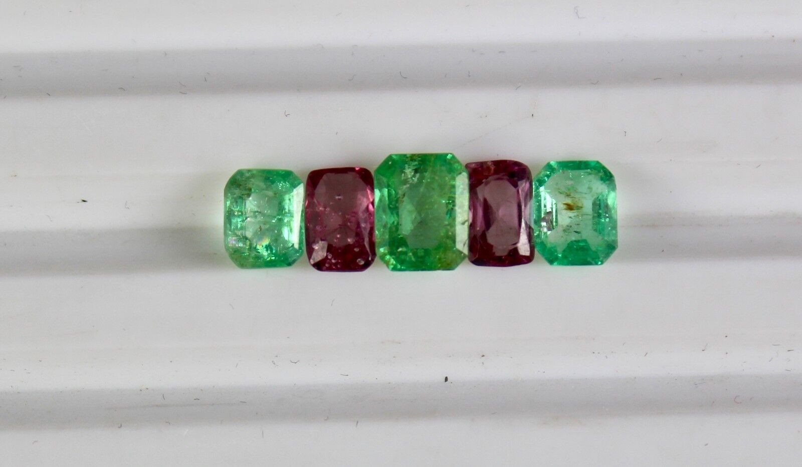 Natural Old Mines Spinel Emerald Octagon Cut 5 pcs 5.04 Carat Gemstone Designing