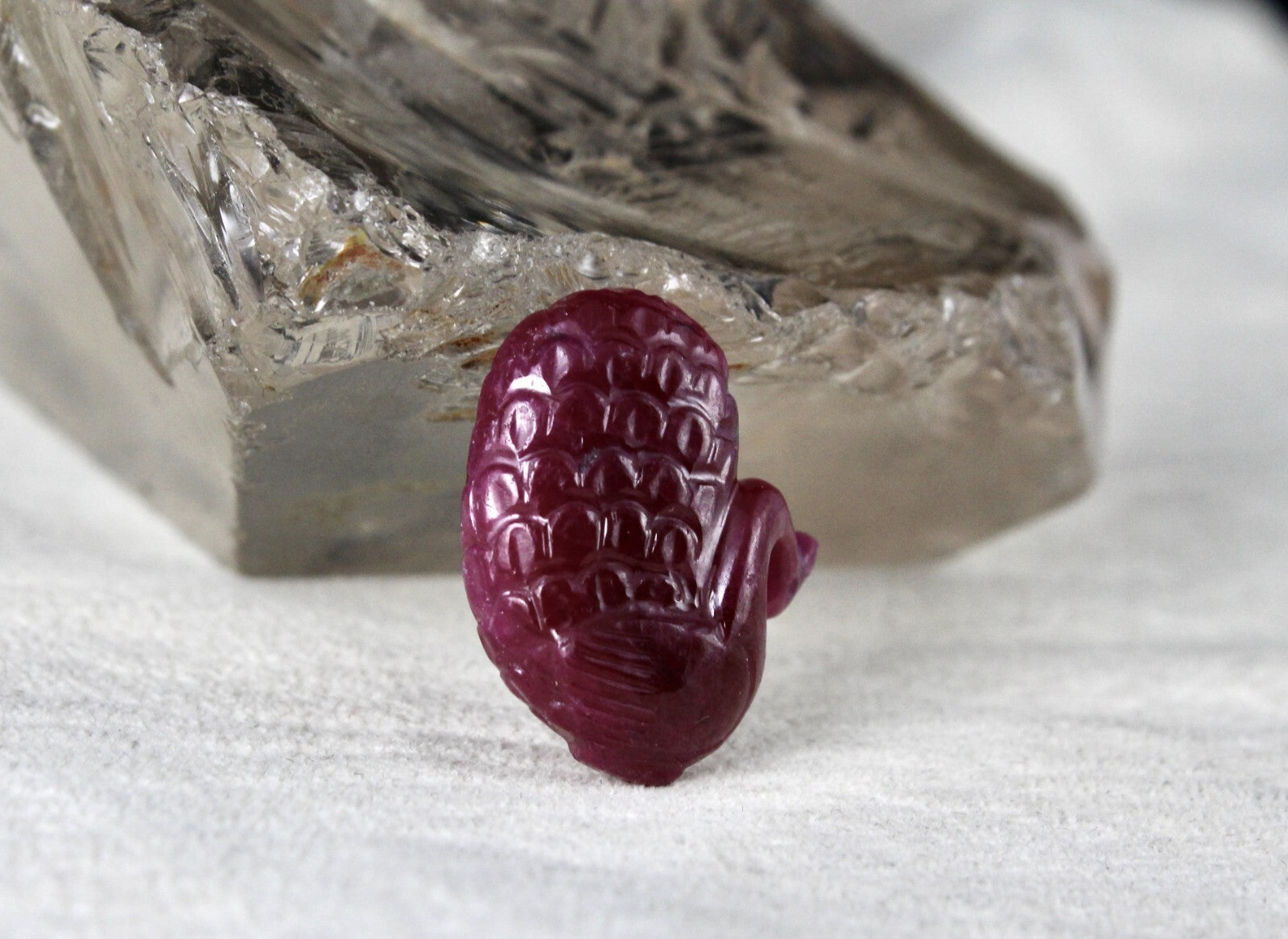 Certified Natural Ruby 20.71 Ct Engraved Peacock Gemstone Pendant Ring