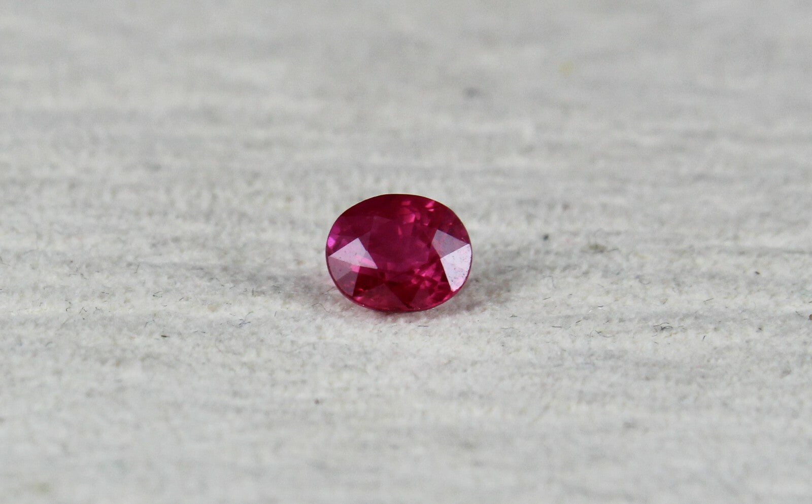 Certified Natural Heated Burma Ruby 1.03ct Oval Cut Gemstone Ring Pendant