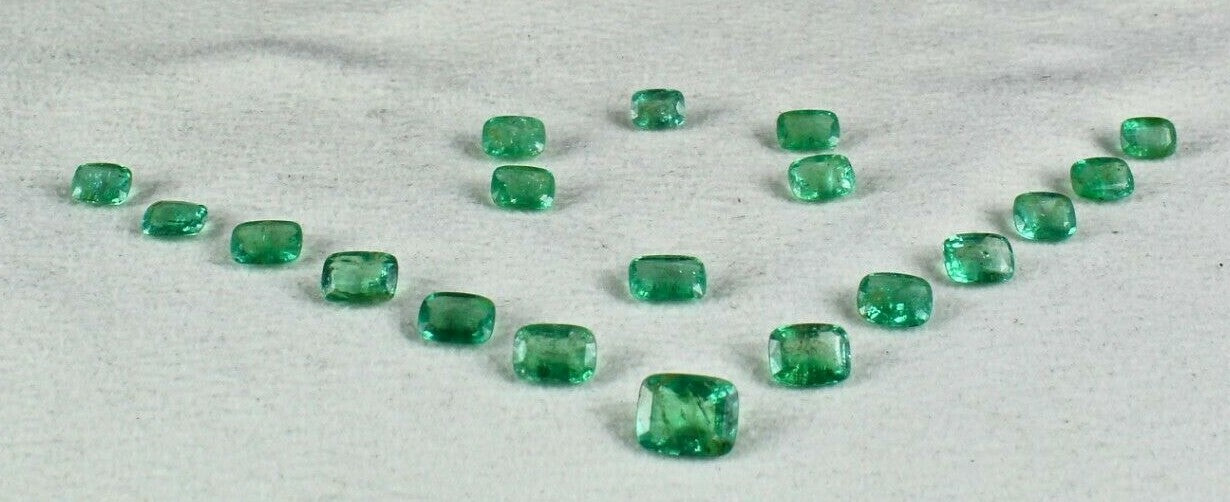 Certified Natural Emerald 18.93 Ct Cushion Loose Gemstone Necklace Earring Set