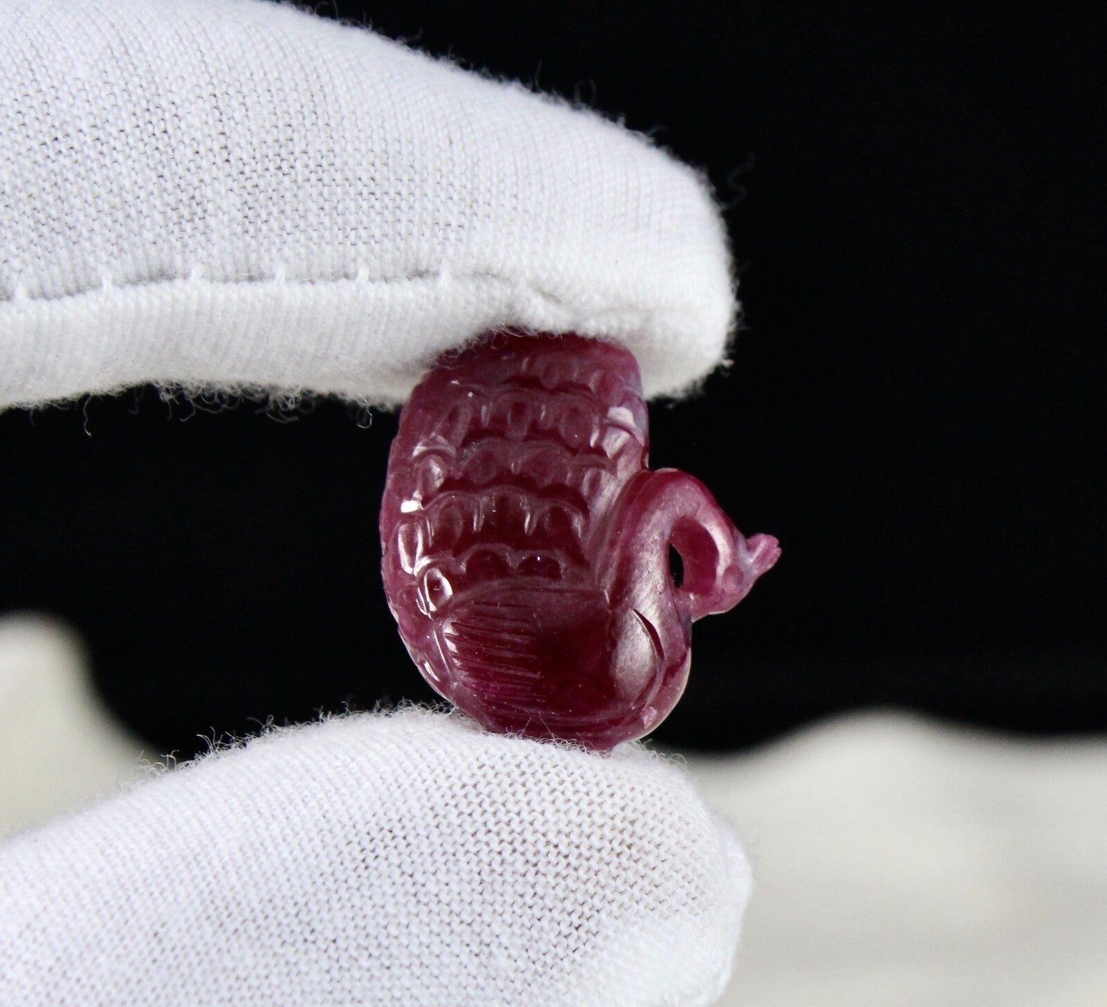 Certified Natural Ruby 20.71 Ct Engraved Peacock Gemstone Pendant Ring