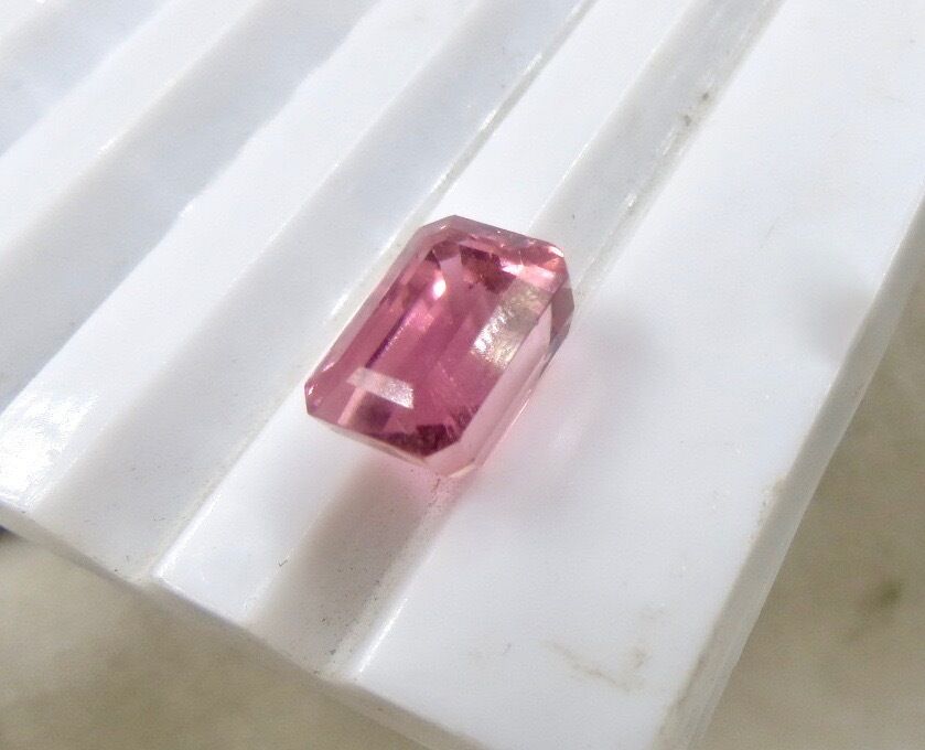 NATURAL PINK TOURMALINE RUBELLITE OCTAGON CUT 5.67 CTS GEMSTONE FOR RING PENDANT