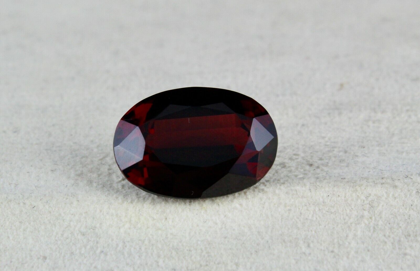 TOP NATURAL RED GARNET OVAL CUT 21X15MM 29.84 CARATS FINEST GEMSTONE FOR PENDANT