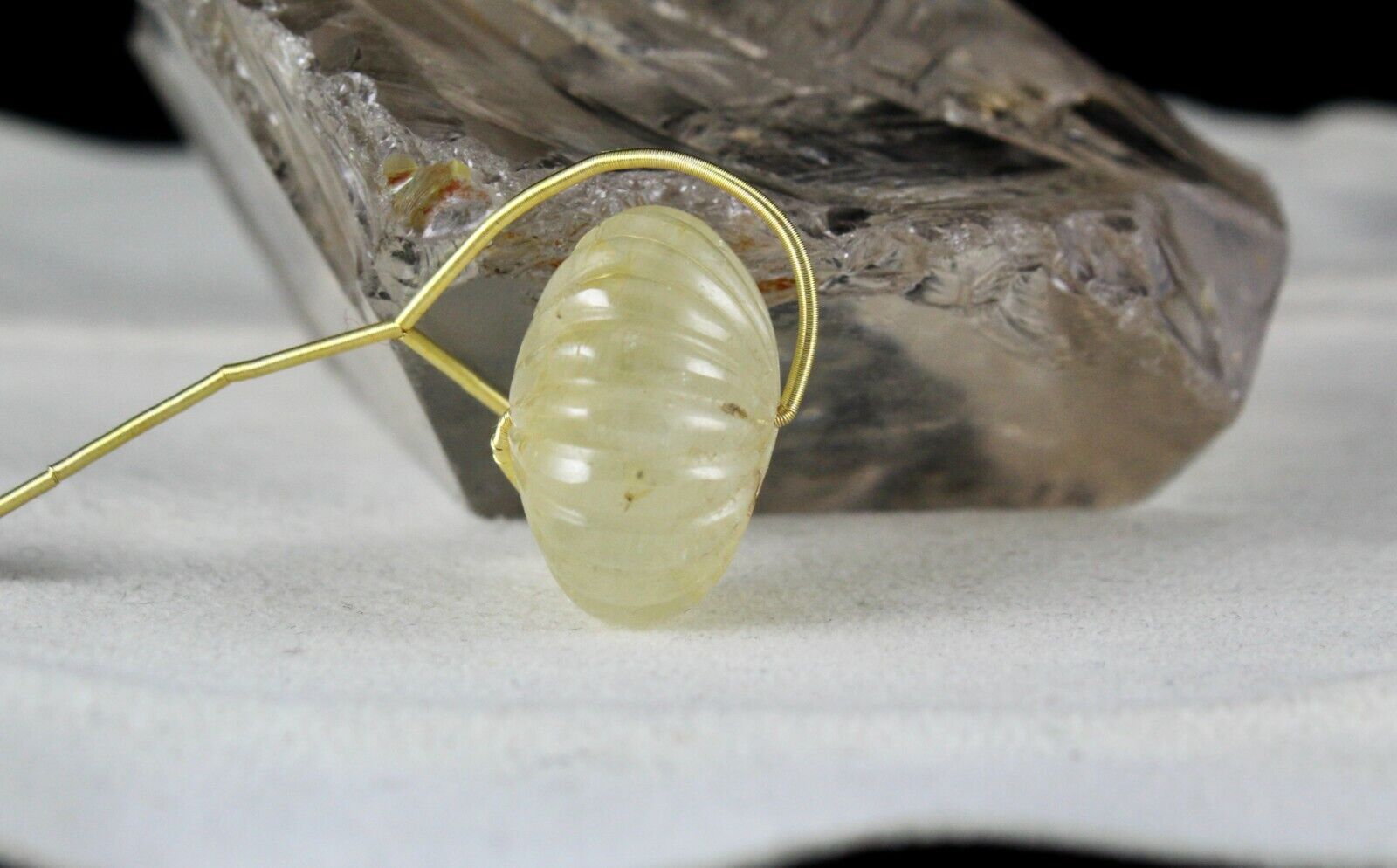 NATURAL YELLOW SAPPHIRE BEAD CARVED MELON 1 PCS 68.25 CARATS GEMSTONE DESIGNING