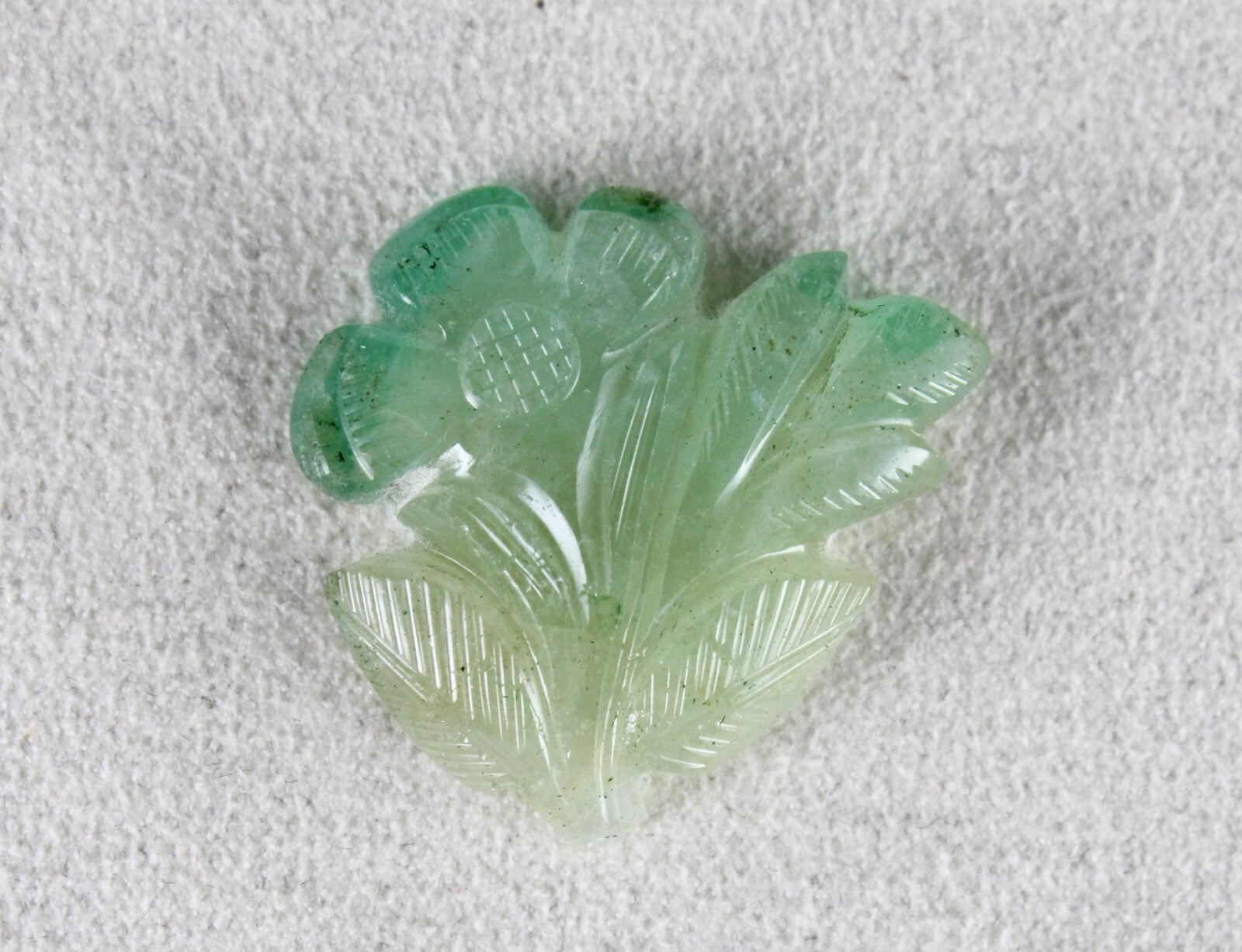 Certified Natural Colombian Emerald 27.55ct Leaf Carved Gem For Ring & Pendant
